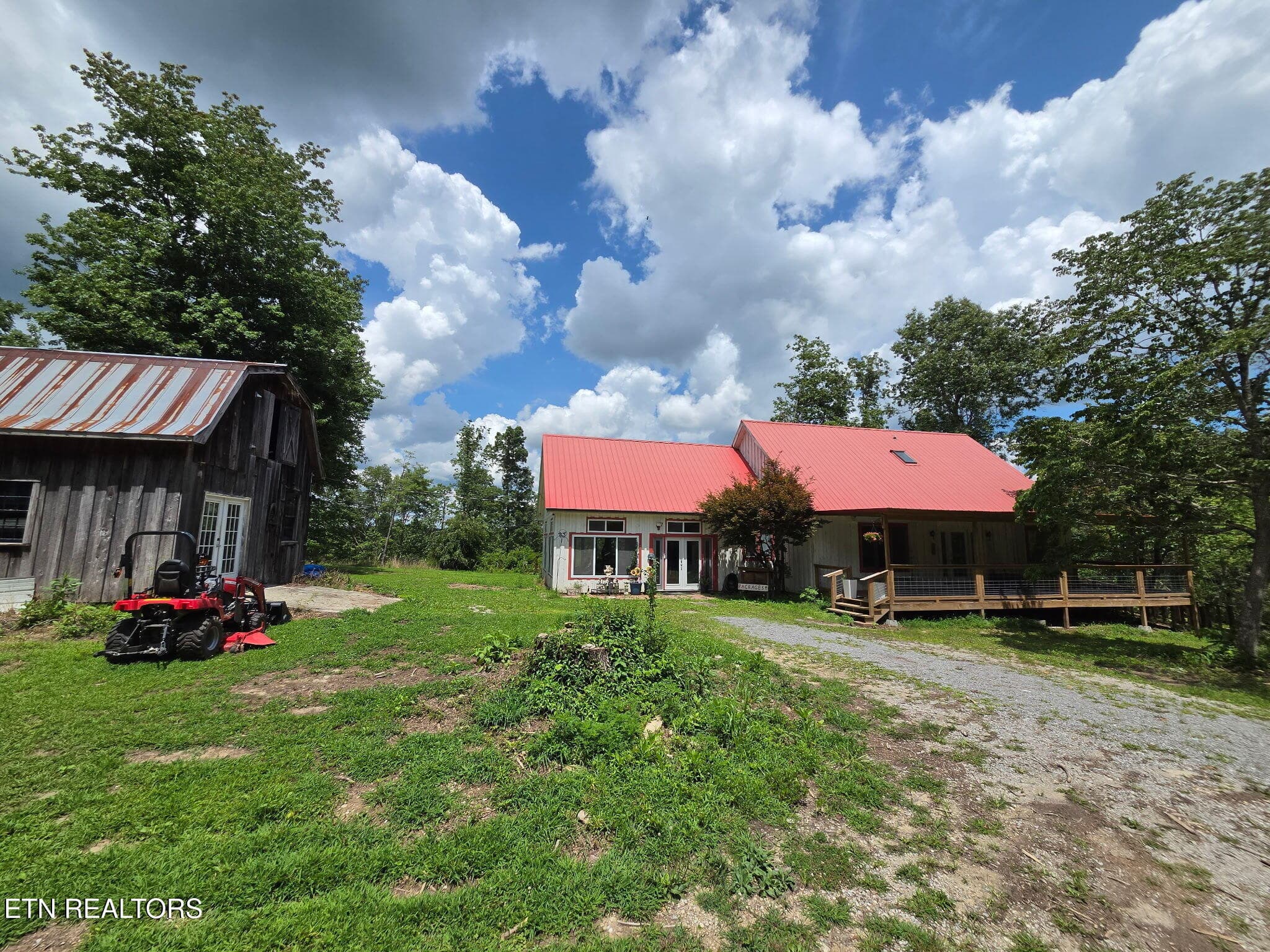803 - 141 Central Ave, Robbins, TN 37852