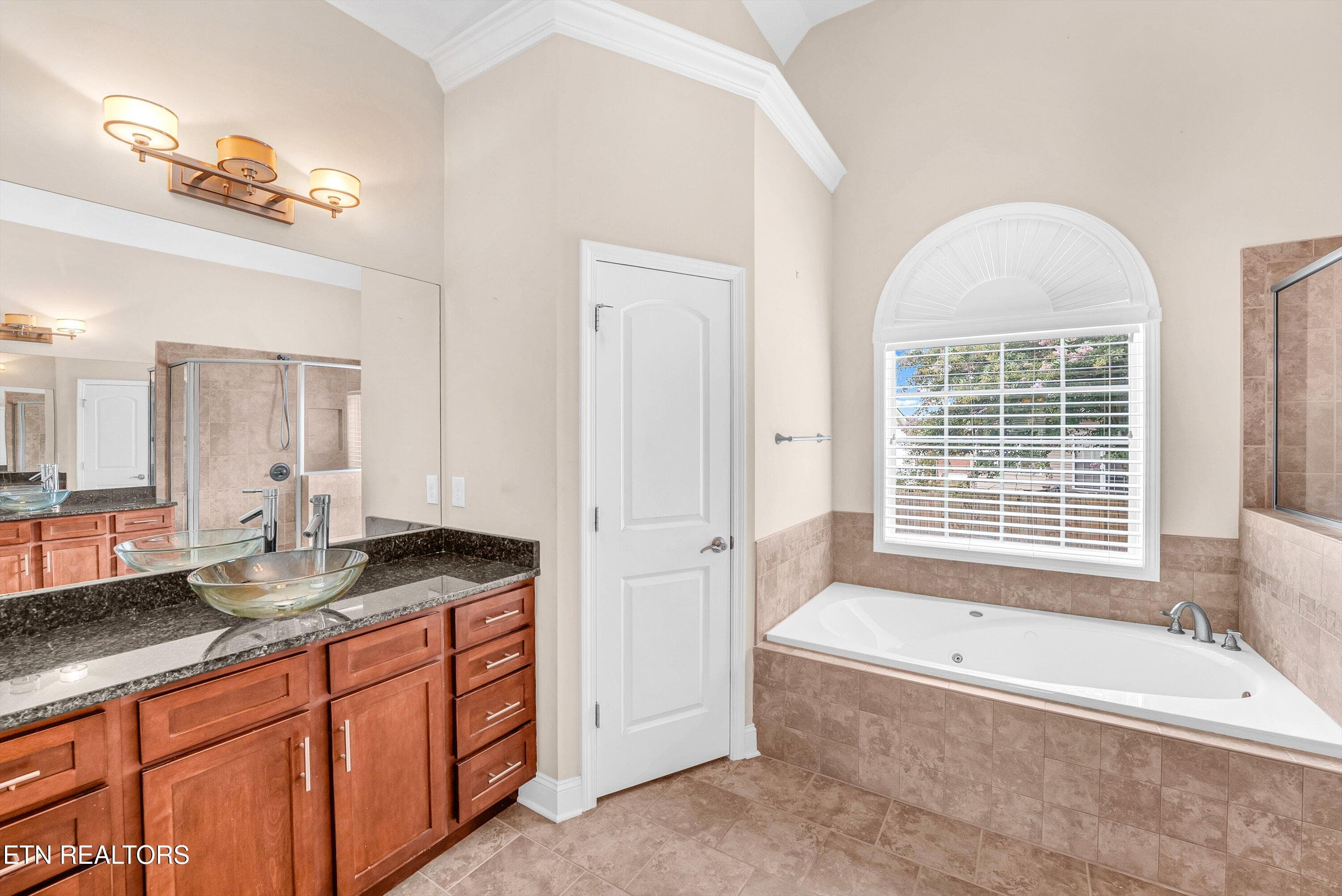 30-Main Bath A2 - 2636 Nicholas View Lane, Knoxville, TN 37931, Knoxville