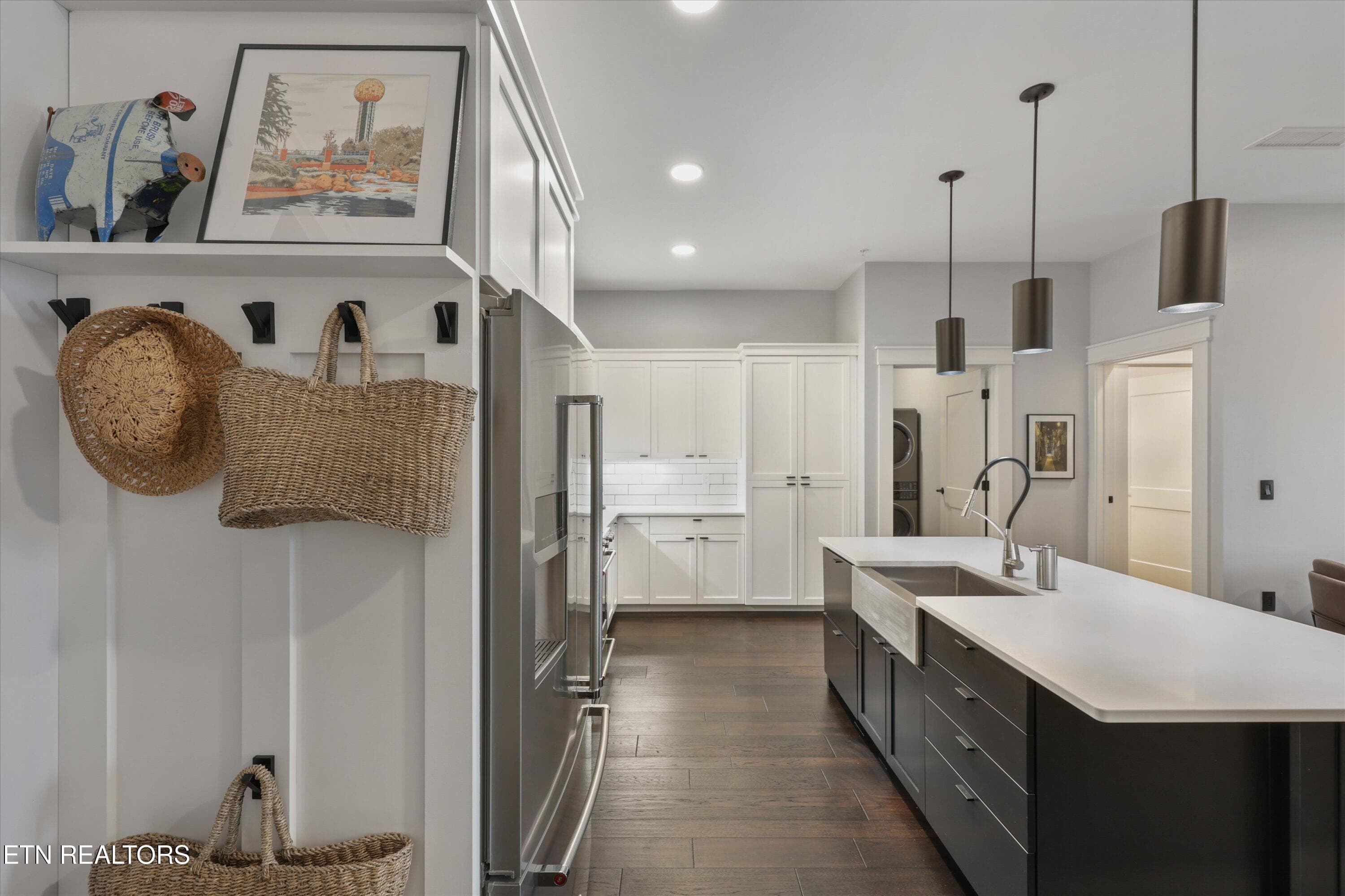 Custom Finishes Throughout - 333 W Depot Ave 602, Knoxville, TN 37917, Knoxville