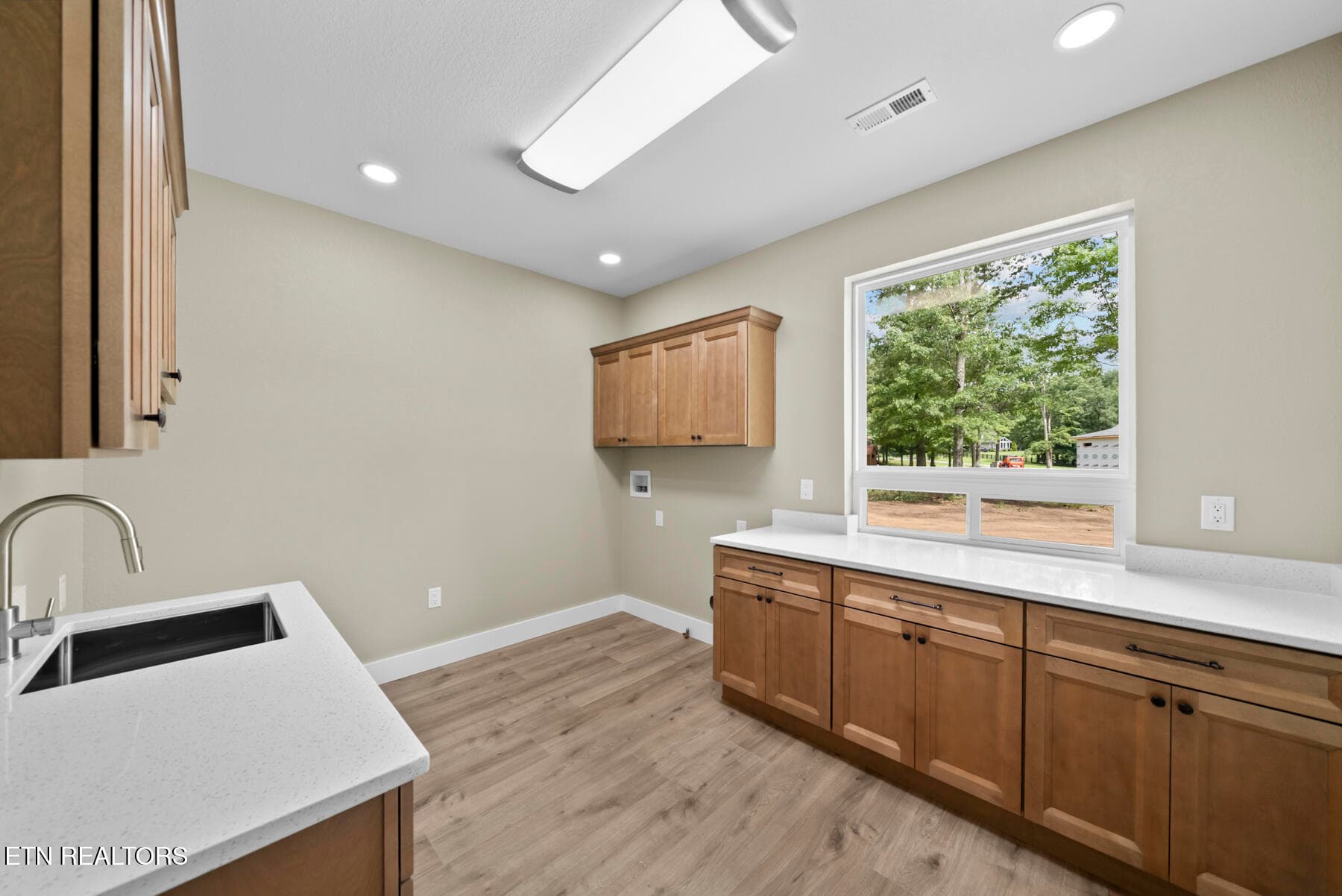 DSC07949 - 427 Bluff View Lp, Crossville, TN 38571
