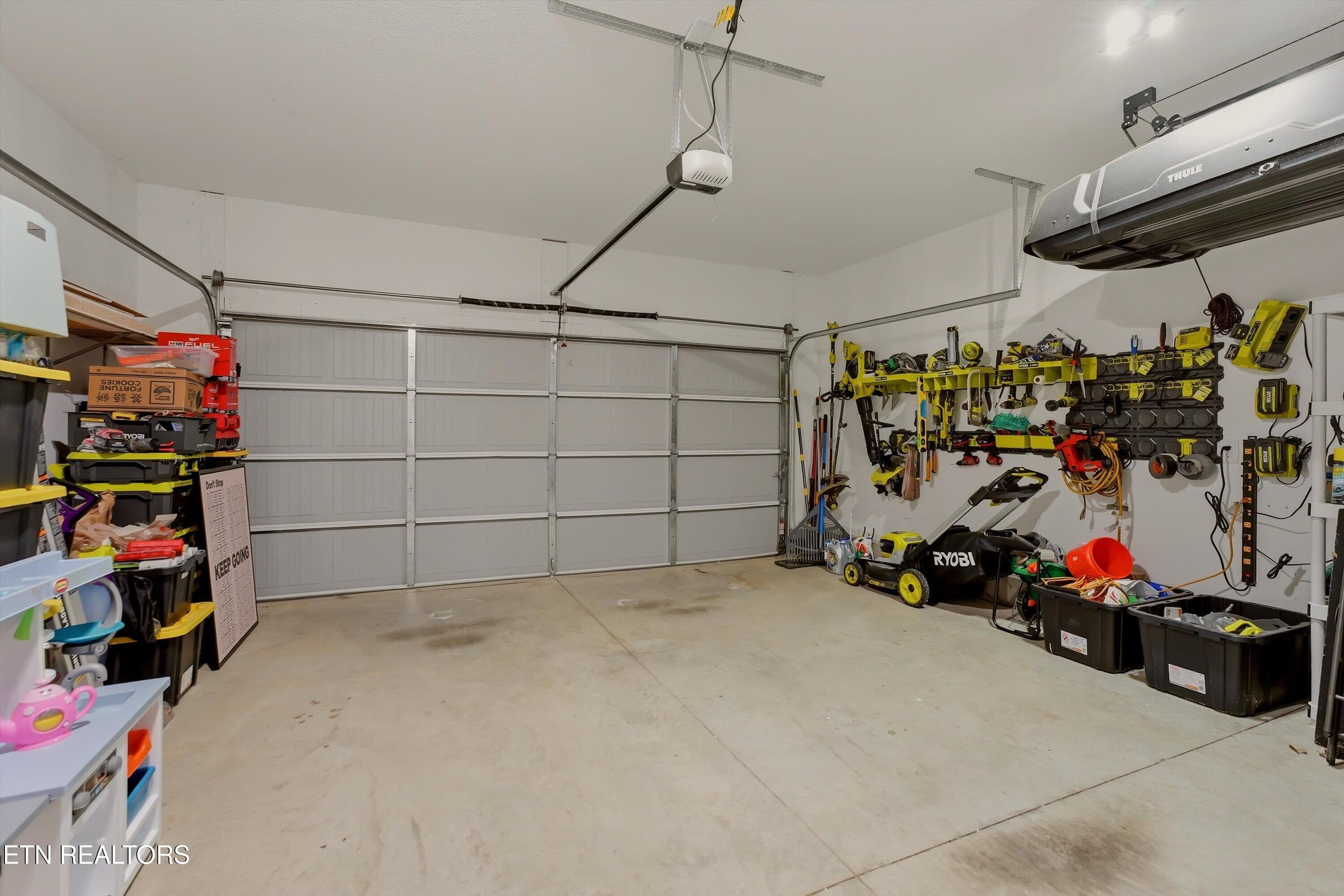 39-FINAL-37 - 1435 Ridge Climber Rd, Knoxville, TN 37922, Knoxville