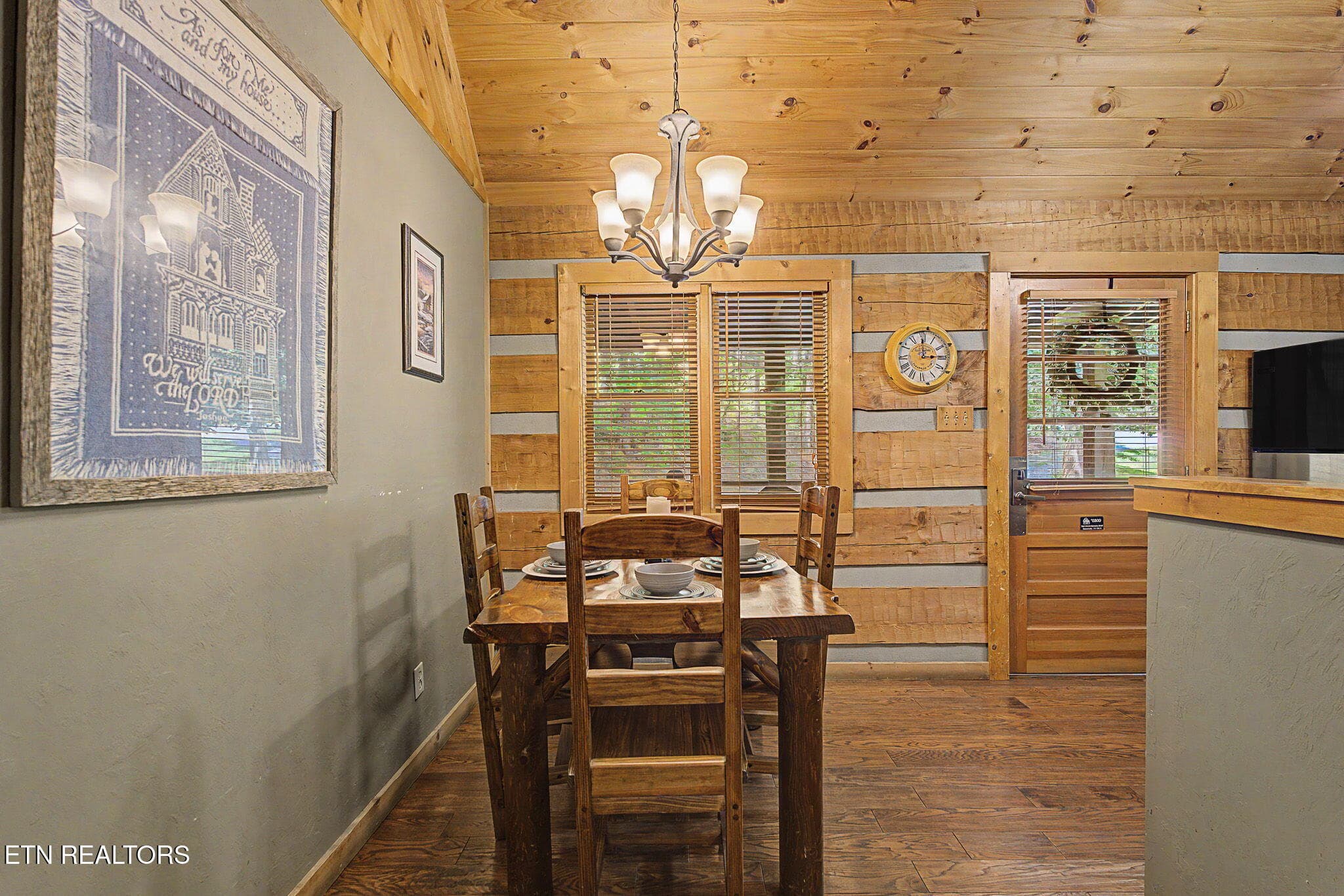 9-web-or-mls-2323-hidden-mountain-rd - 2323 Hidden Mountain Rd, Sevierville, TN 37876