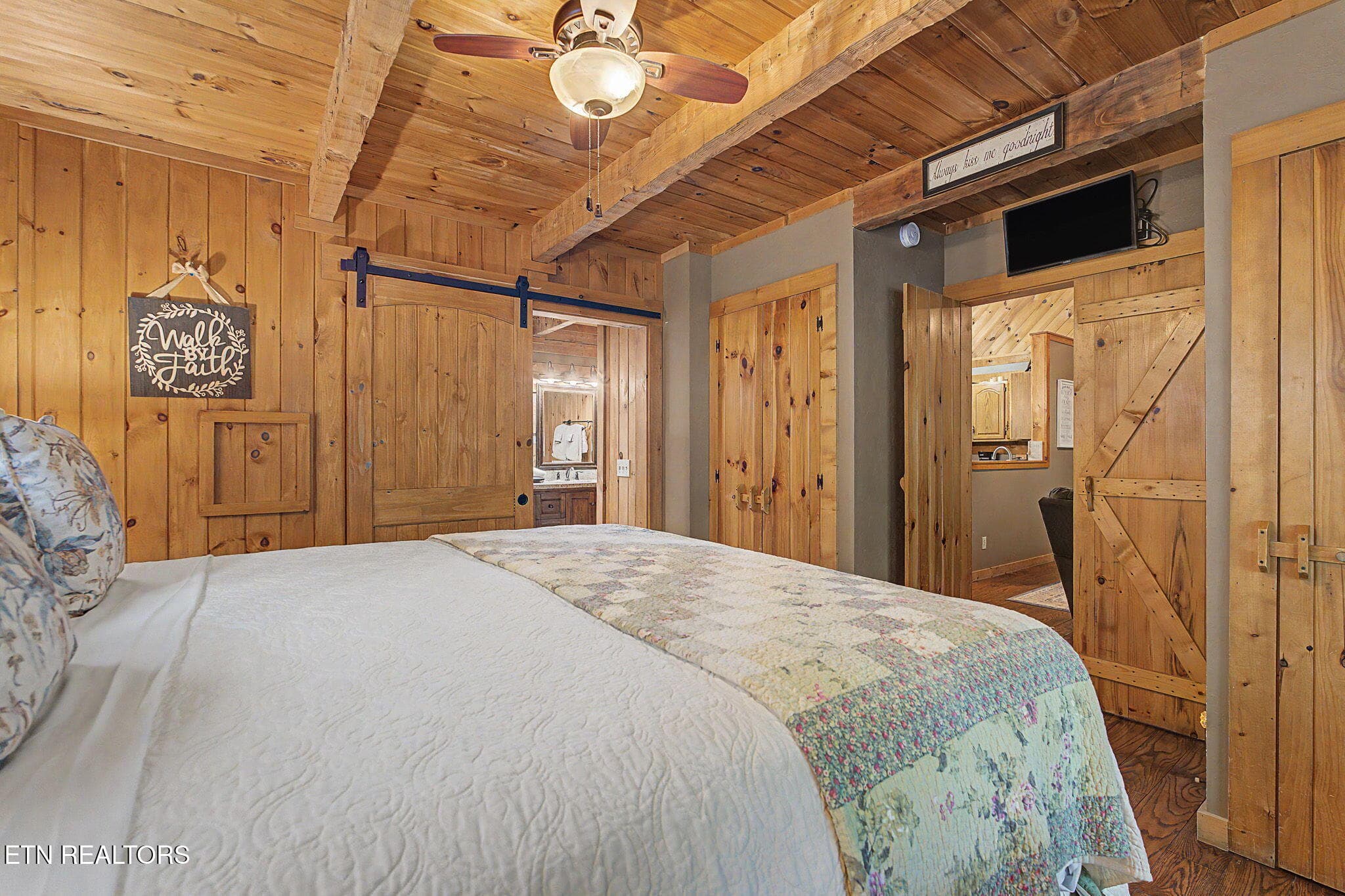 11-web-or-mls-2323-hidden-mountain-rd - 2323 Hidden Mountain Rd, Sevierville, TN 37876