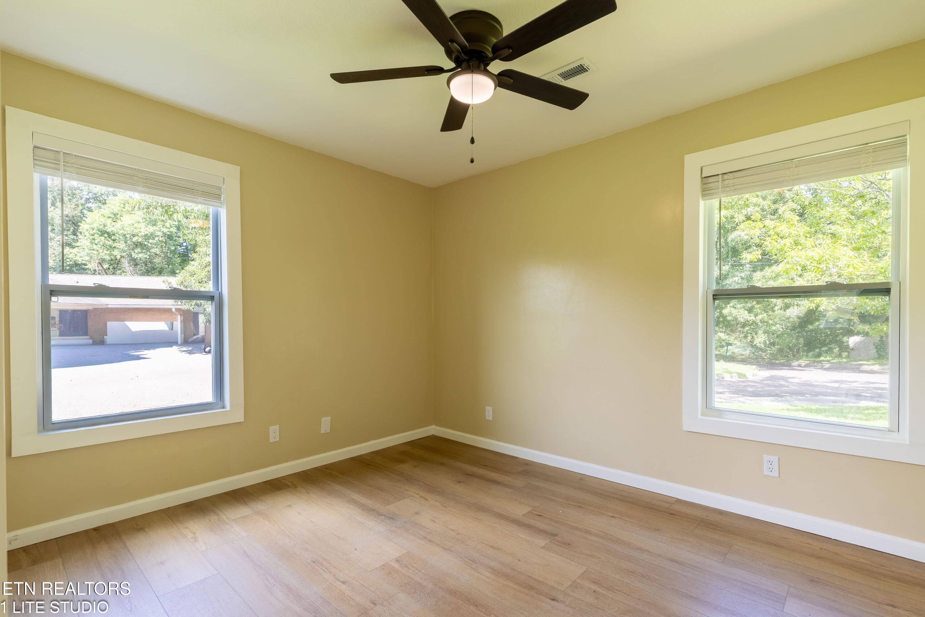 Bedroom 4-Primary - 1658 Laurans Ave, Knoxville, TN 37915, Knoxville