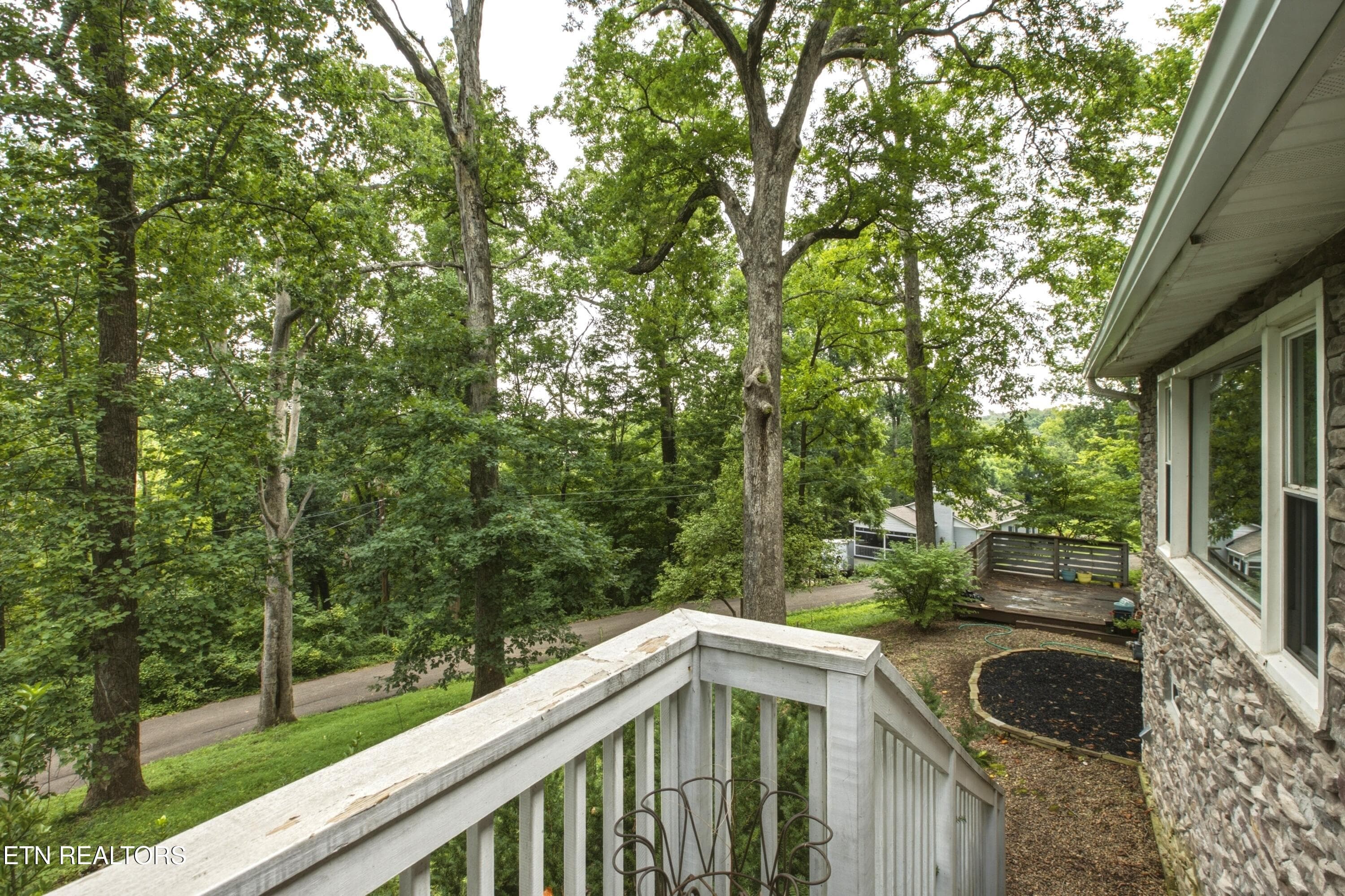 1_cf4a6082_e42f7a84 - 615 Hemlock Rd, Knoxville, TN 37919
