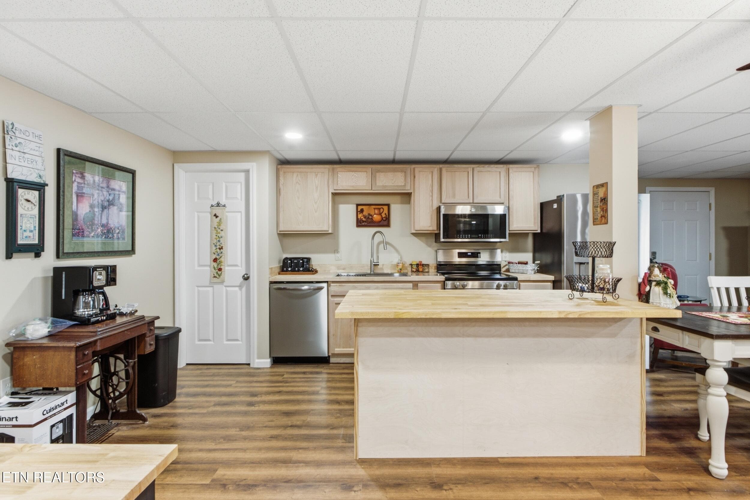007_dsc03017 - 1700 Cedar Valley Rd, Sweetwater, TN 37874