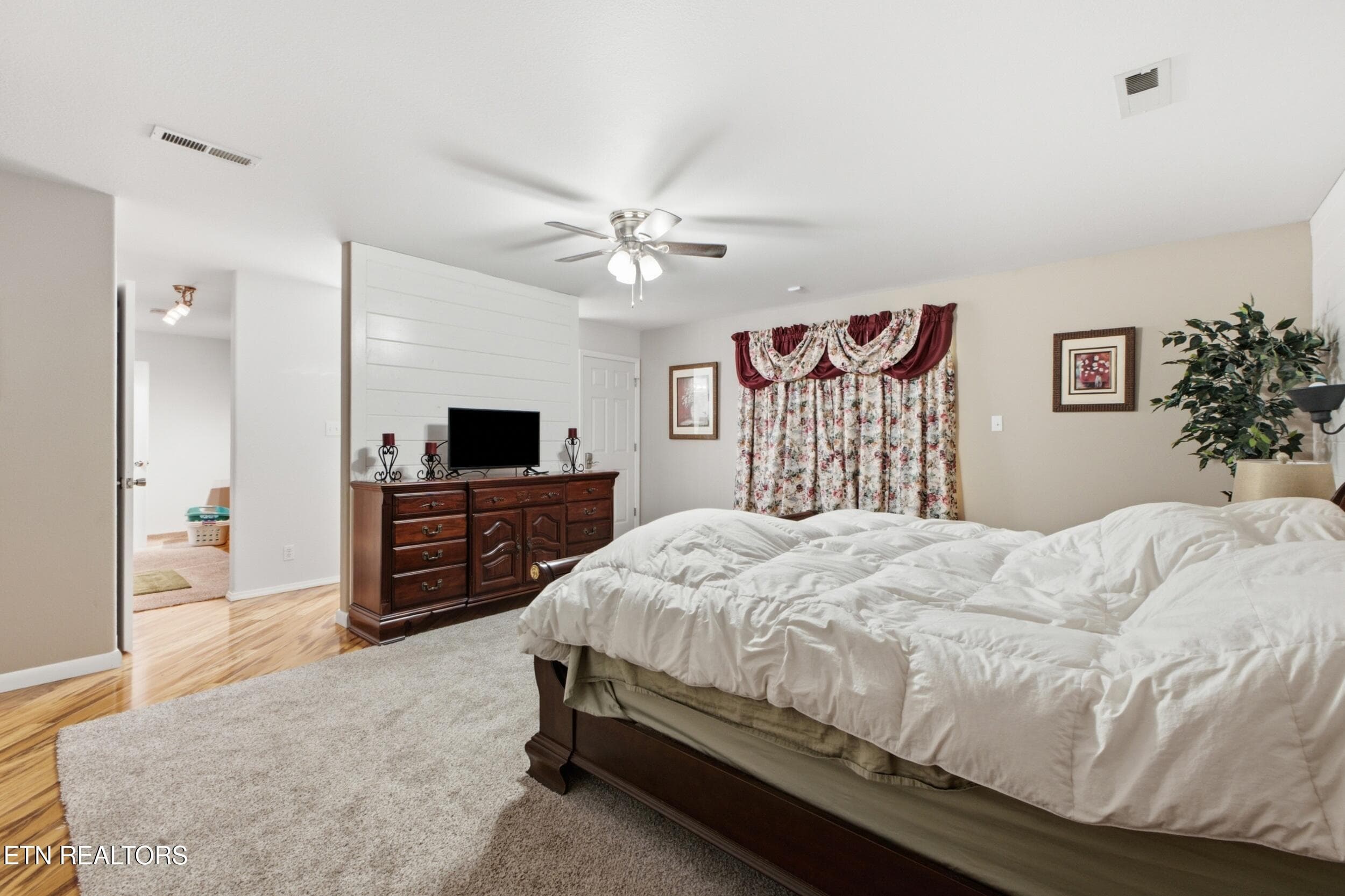 040_dsc03192 - 1700 Cedar Valley Rd, Sweetwater, TN 37874