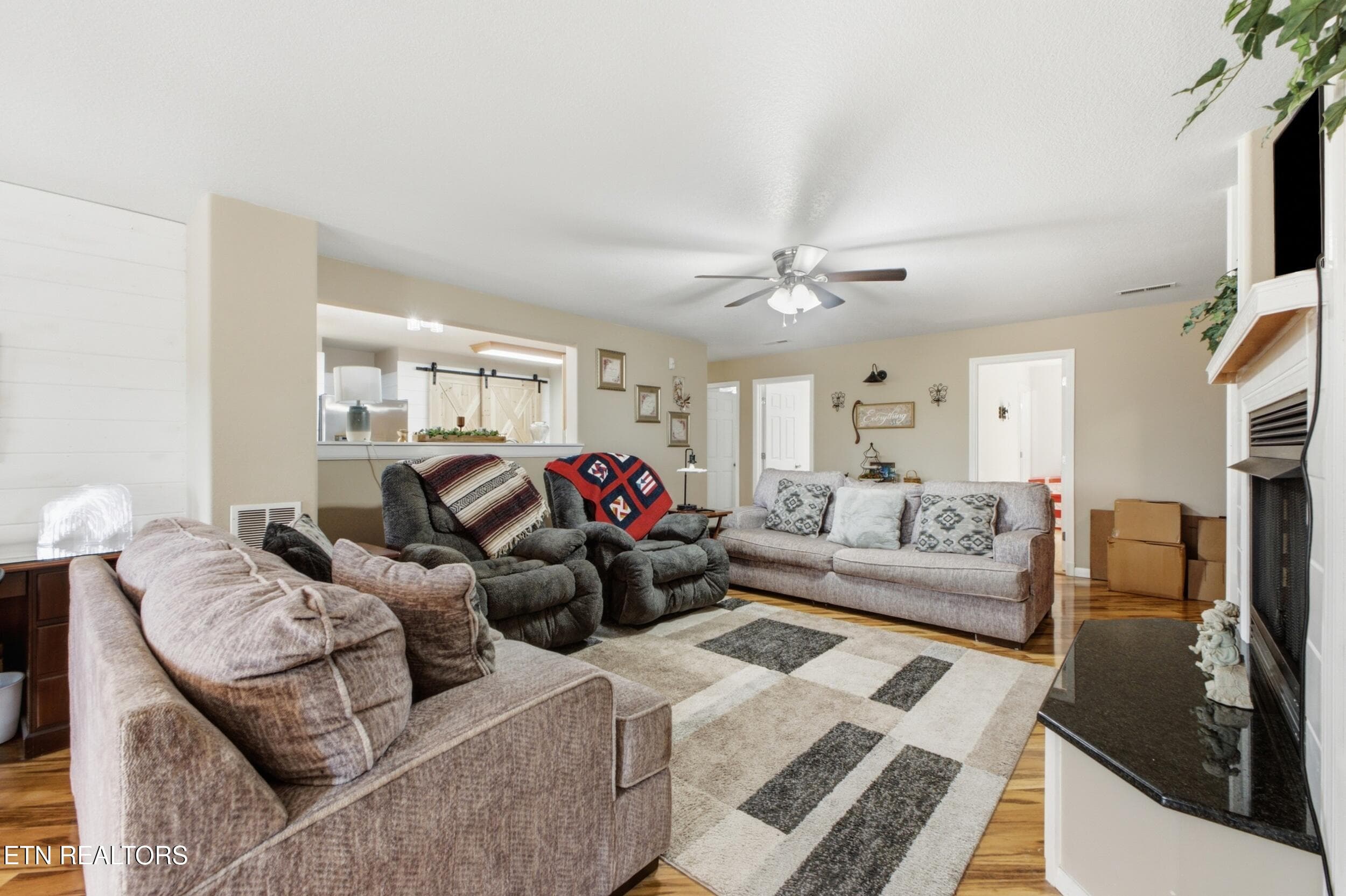 055_dsc03267 - 1700 Cedar Valley Rd, Sweetwater, TN 37874