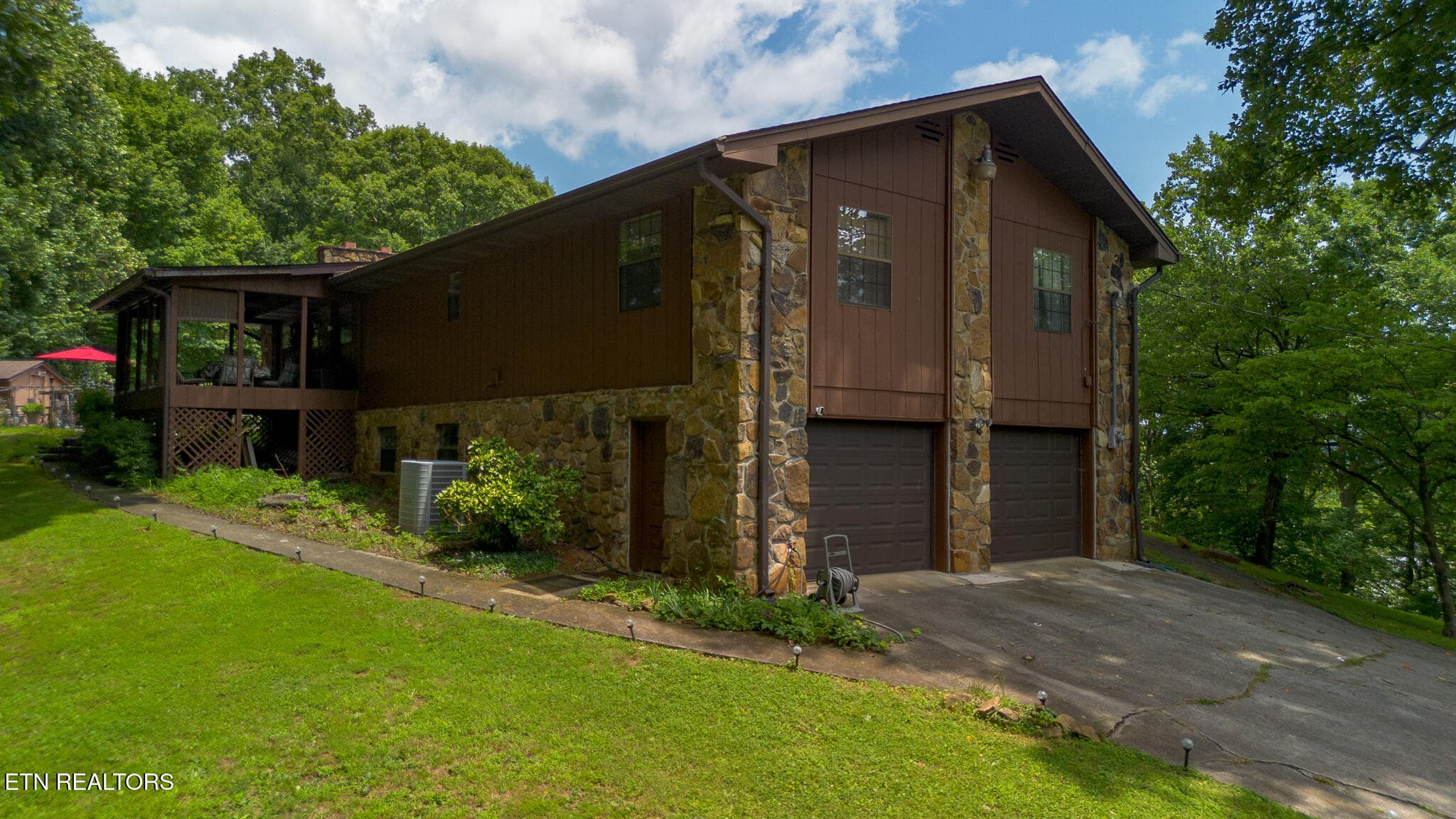 aerials (34) - 2101 W Governor John Sevier Hwy, Knoxville, TN 37920