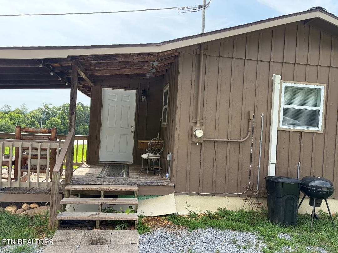 869 4 - 896 English Mountain Rd, Cosby, TN 37722, Cosby