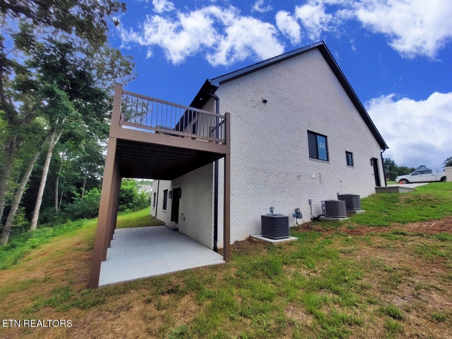 1000046780 (1) - 1489 Thomas Woods Way, Lenoir City, TN 37772, Lenoir City