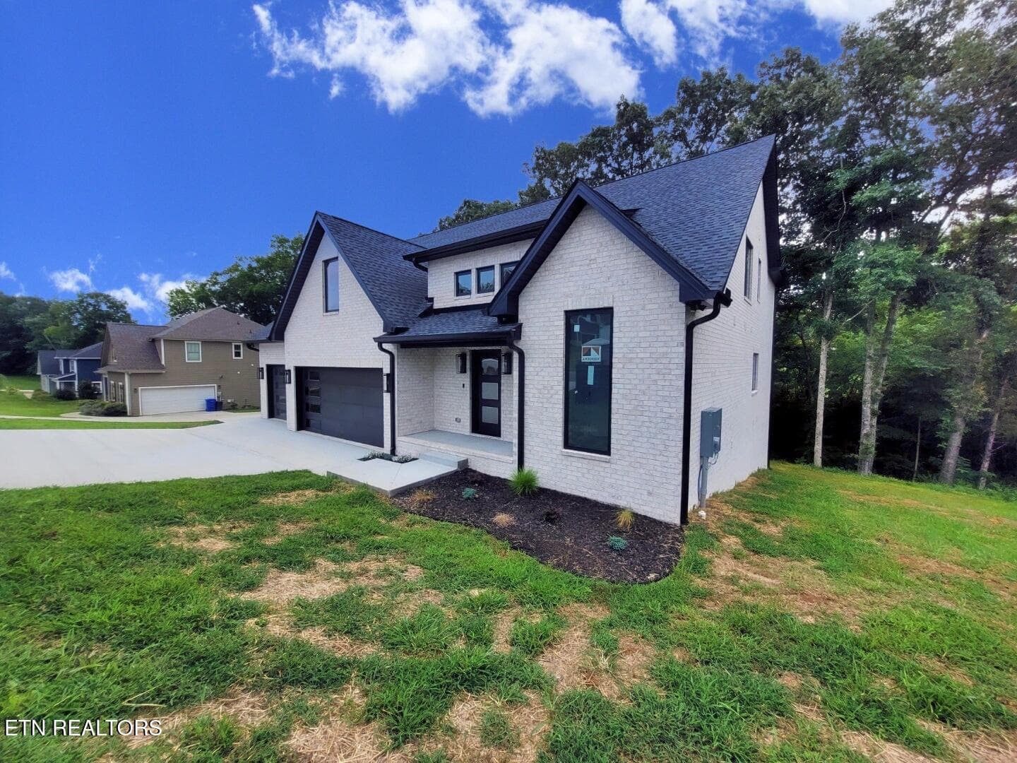 1000046784 (1) - 1489 Thomas Woods Way, Lenoir City, TN 37772, Lenoir City