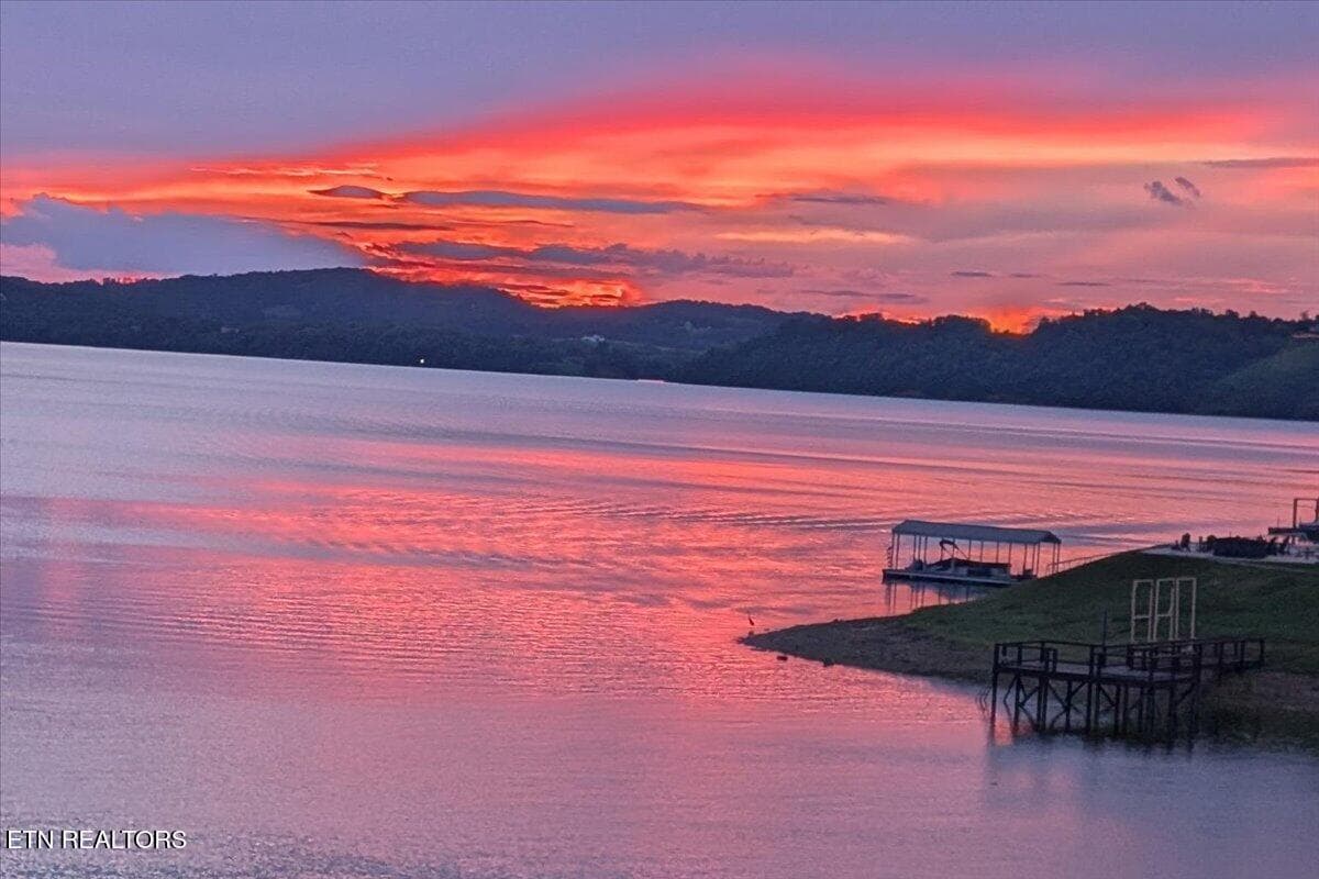 89-363 Devon Way Sunset 1 - 363 Devon Way Rd, White Pine, TN 37890