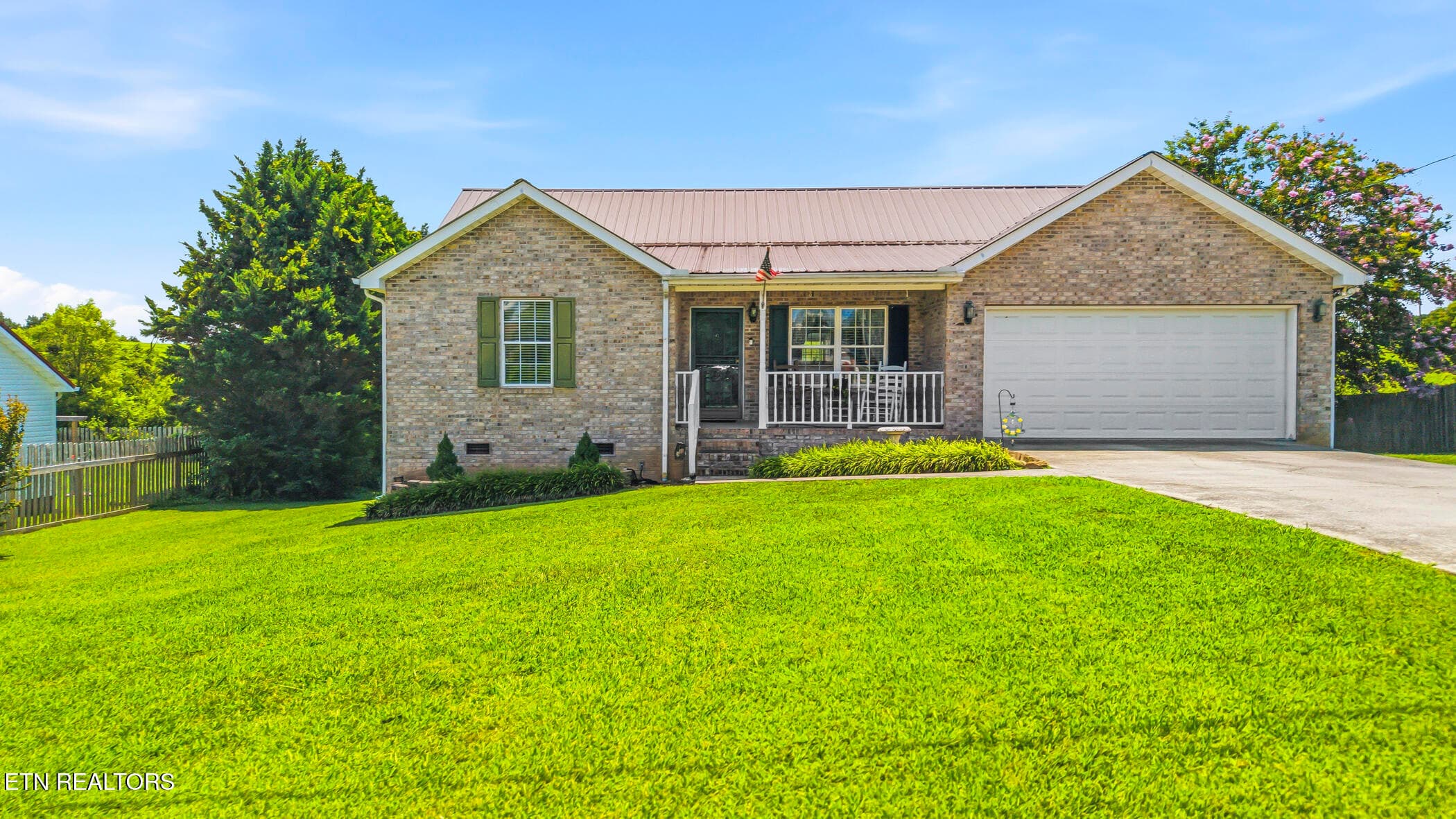 192 Acorn Drive, Corryton, TN 37721
