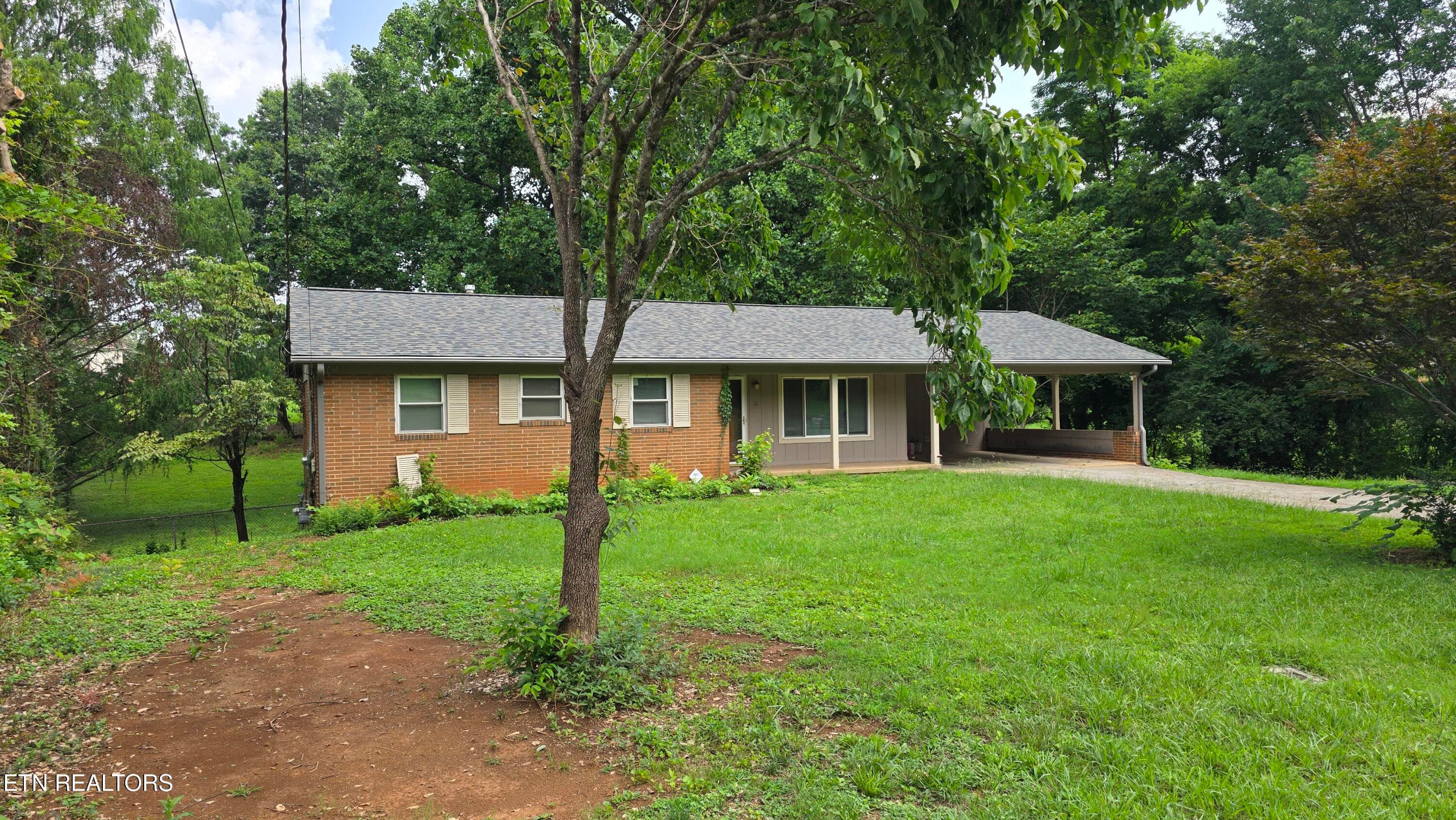 617 Greenwich Drive, Maryville, TN 37803