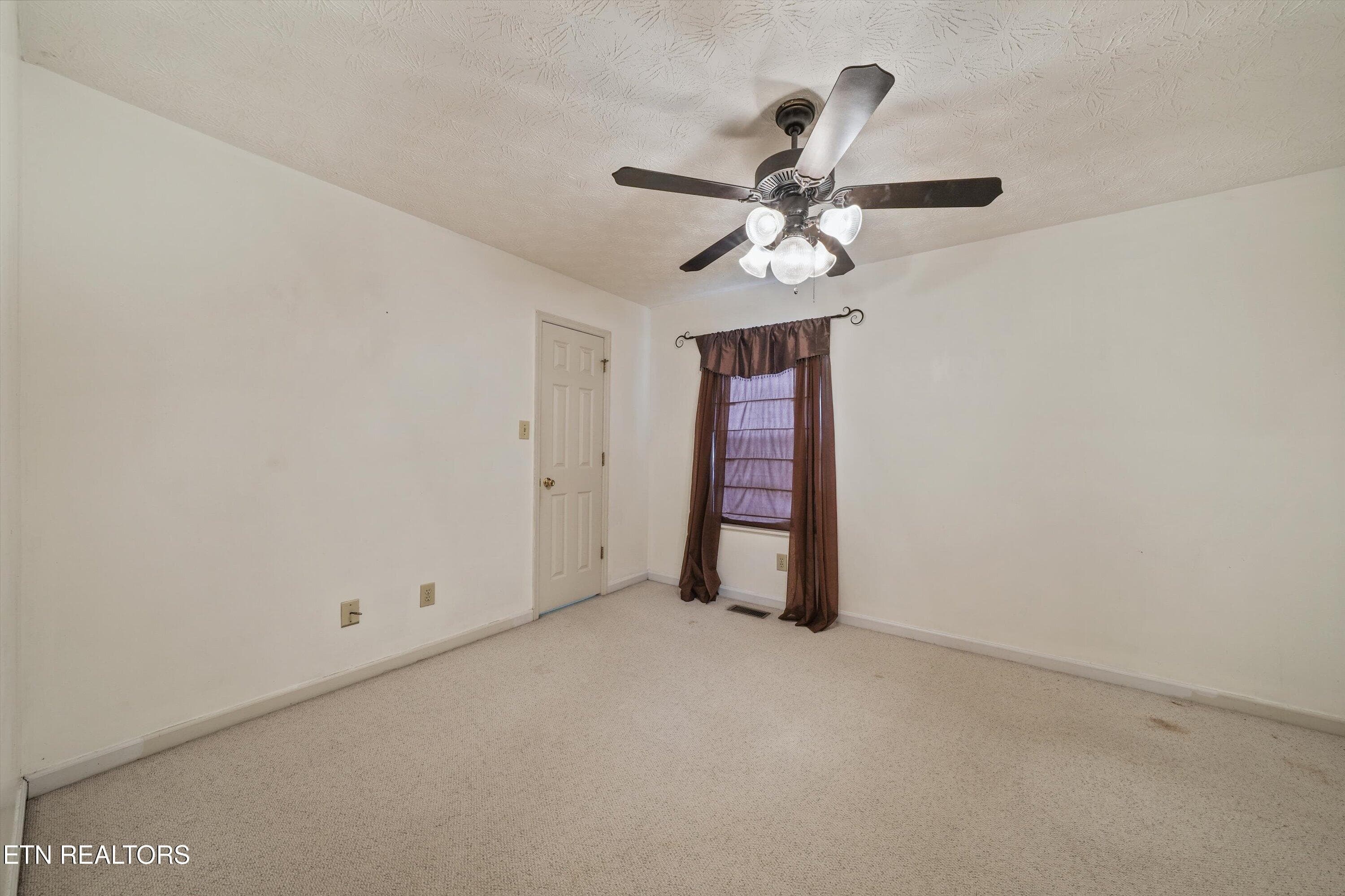 30-4506 Kinlock Ln 28 - 4506 Kinlock Lane, Knoxville, TN 37921, Knoxville