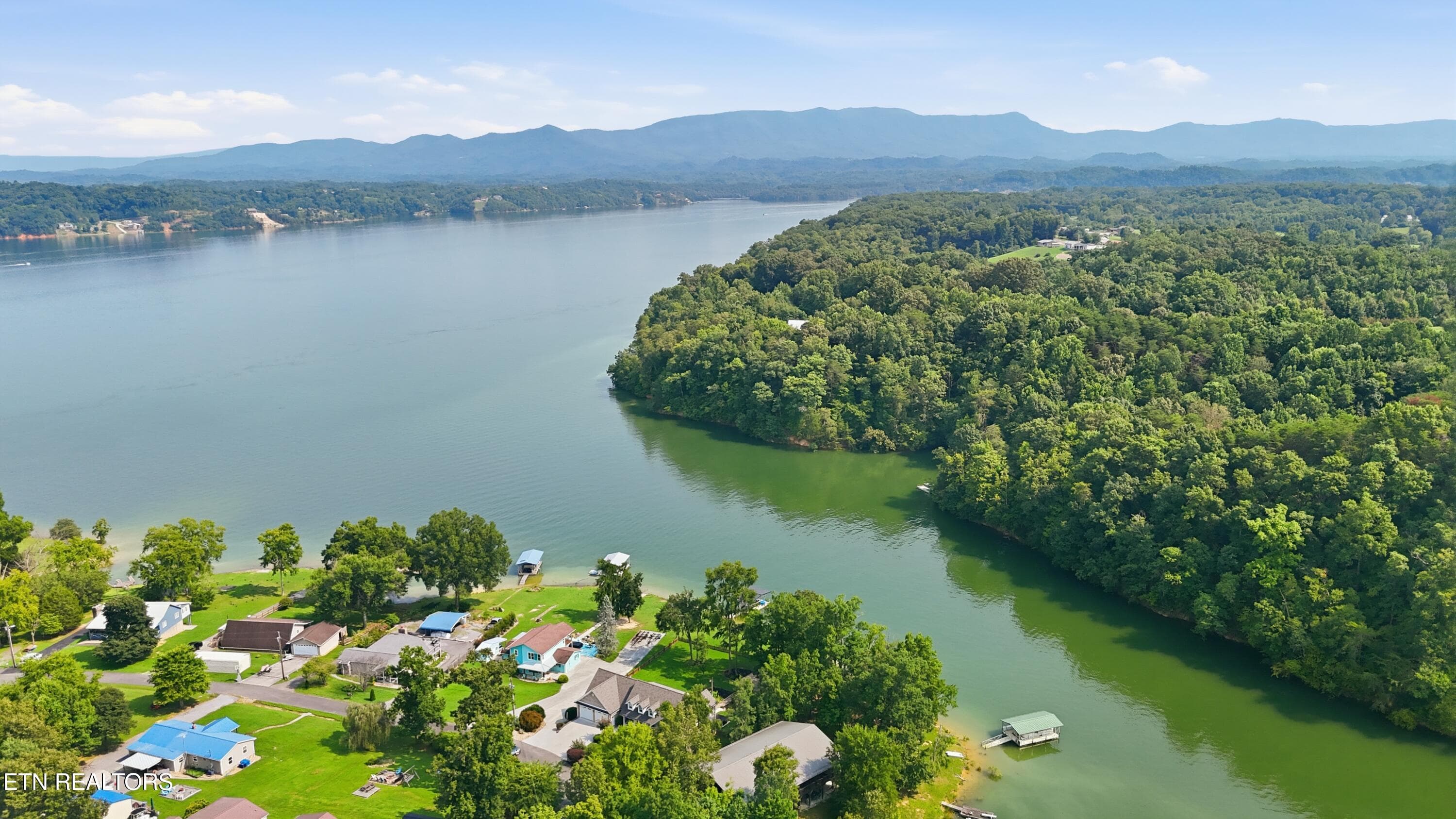 dji_fly_20260727_162944_0913_17851903661 - 2177 Riverview Drive, Dandridge, TN 37725, Dandridge