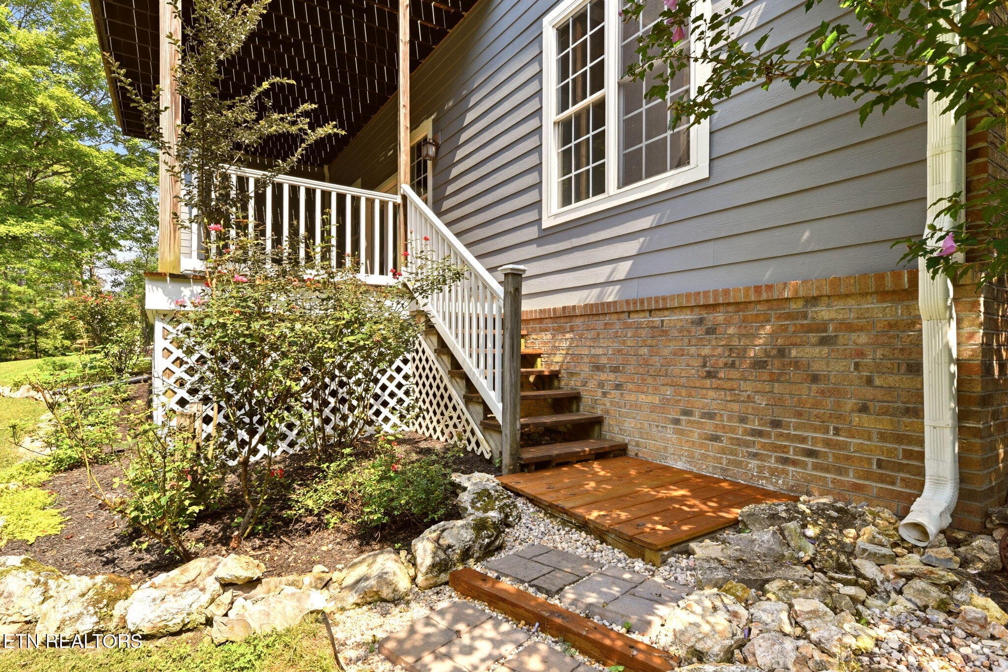 70-web-or-mls-DSC_8515 - 135 W Northberry St, Oak Ridge, TN 37830