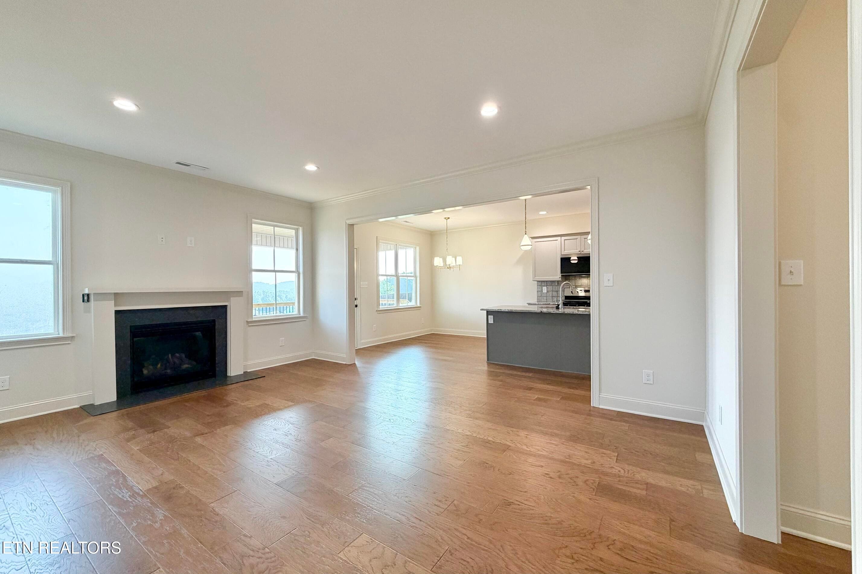 image1 2 - 8915 Queensdale Lane, Knoxville, TN 37924, Knoxville