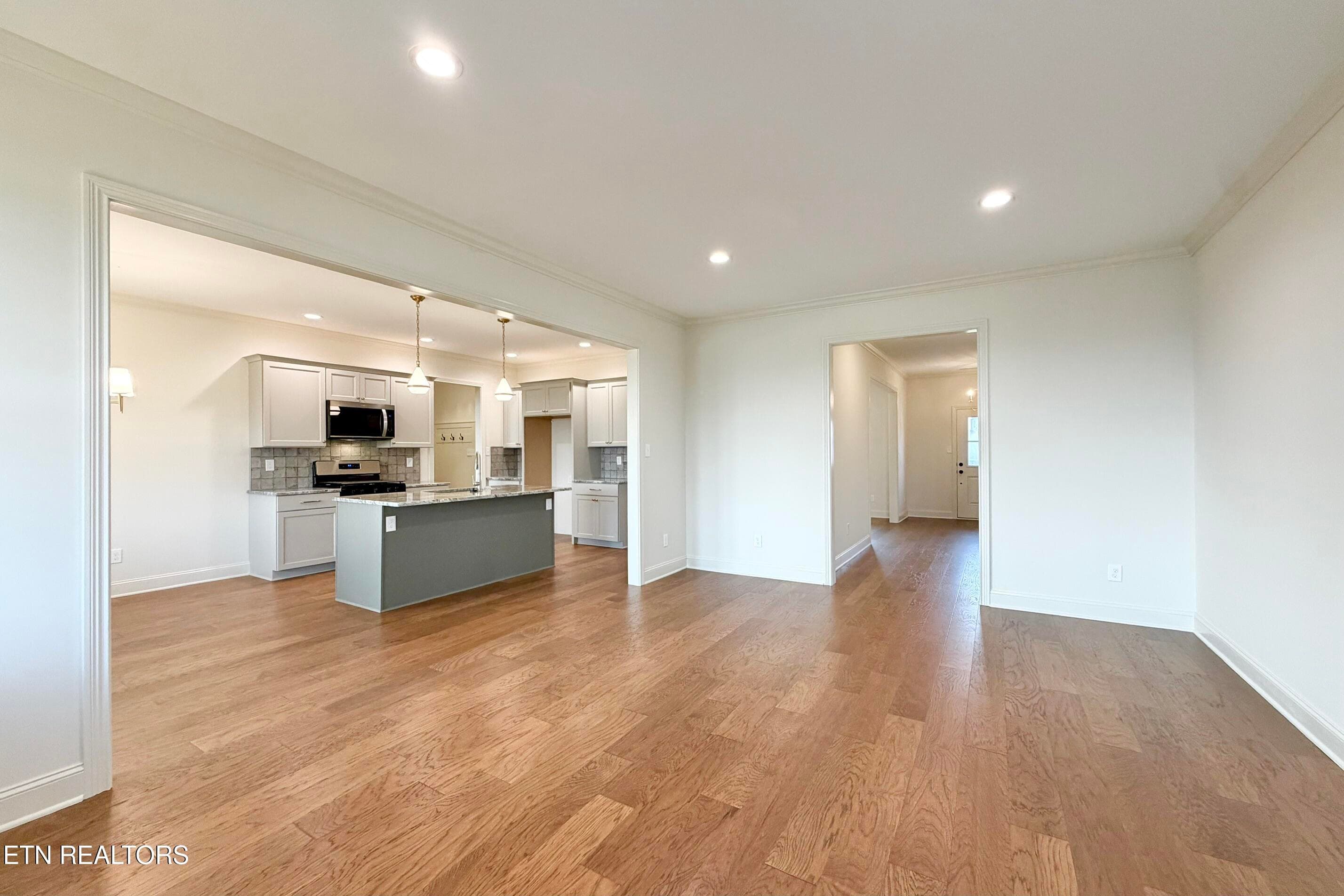 image2 2 - 8915 Queensdale Lane, Knoxville, TN 37924, Knoxville