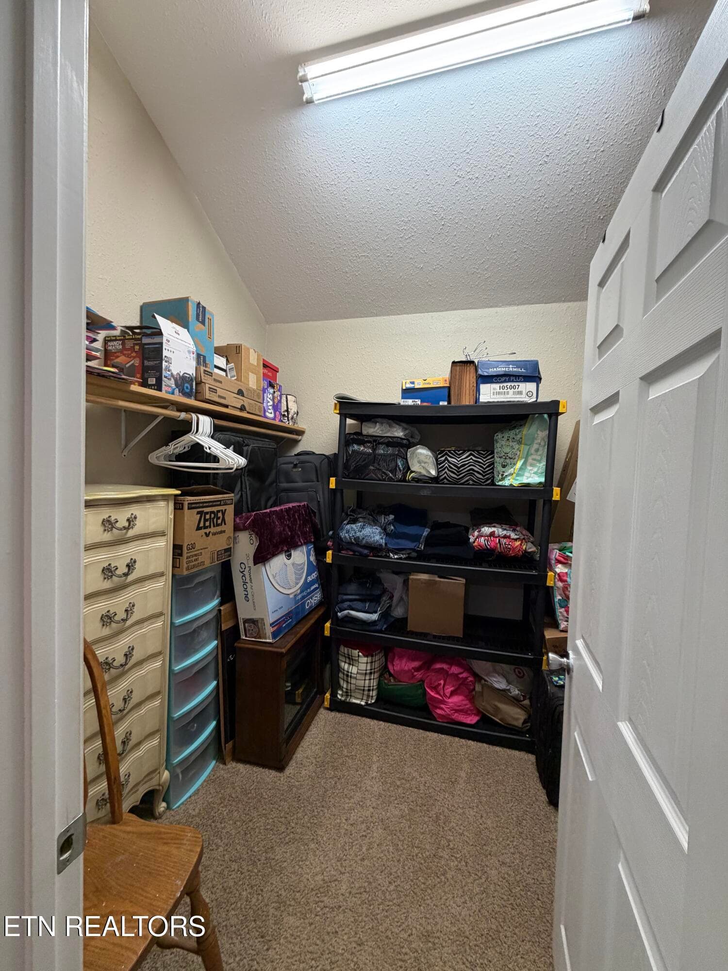 Owner's Suite Closet - 1225 Paradise Lane, Dandridge, TN 37725