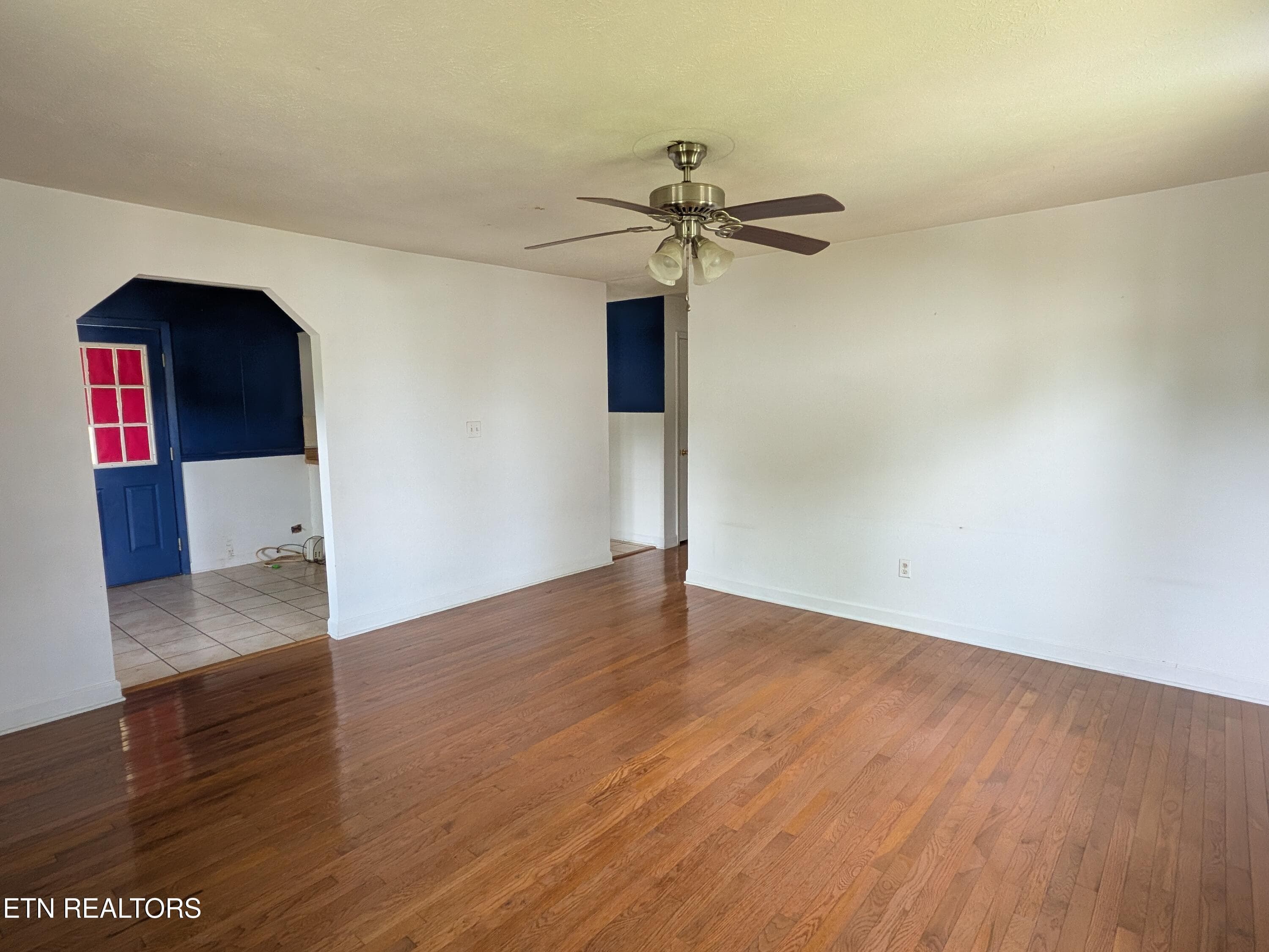 PXL_20260729_181957965 - 712 W Walden St, LaFollette, TN 37766, LaFollette