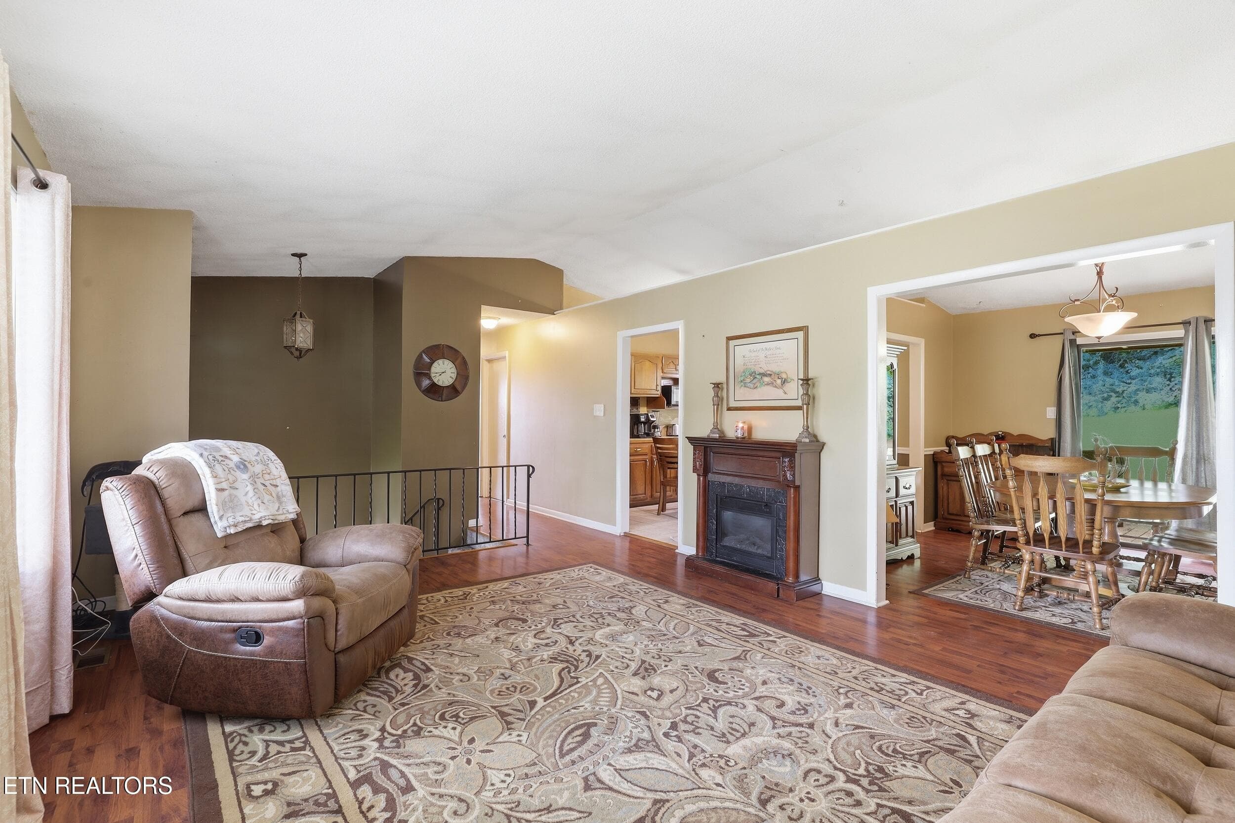 25_065 - 7813 Cedarcrest Rd, Knoxville, TN 37938