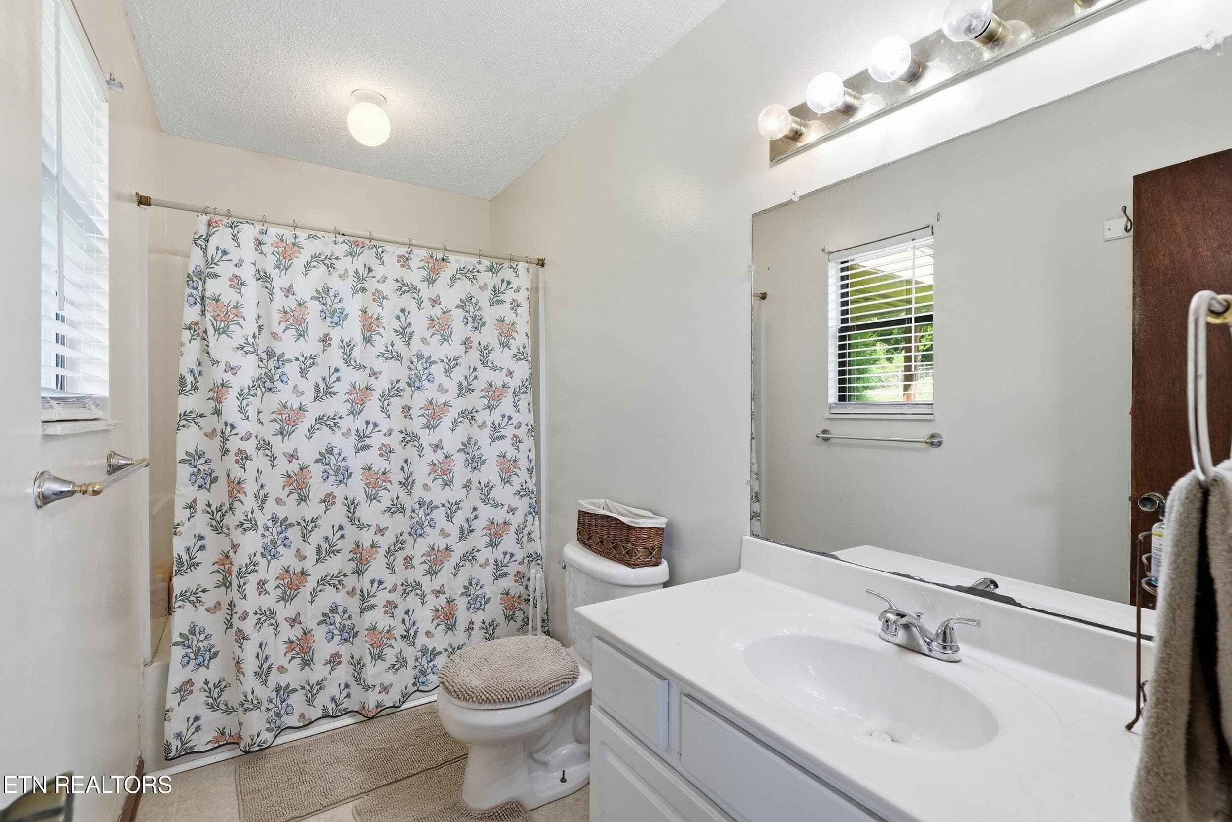 37_101 - 7813 Cedarcrest Rd, Knoxville, TN 37938