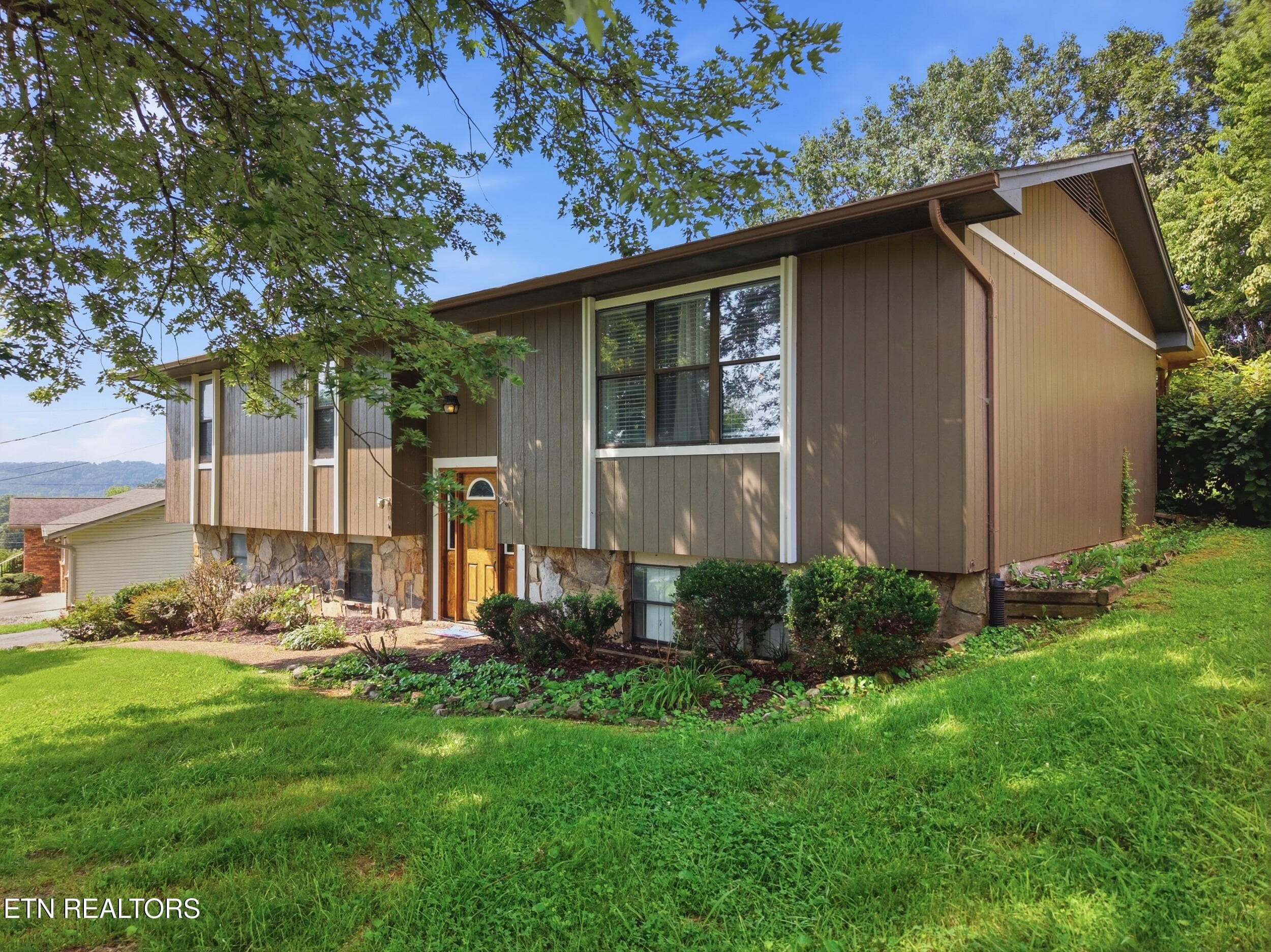 5_011 - 7813 Cedarcrest Rd, Knoxville, TN 37938
