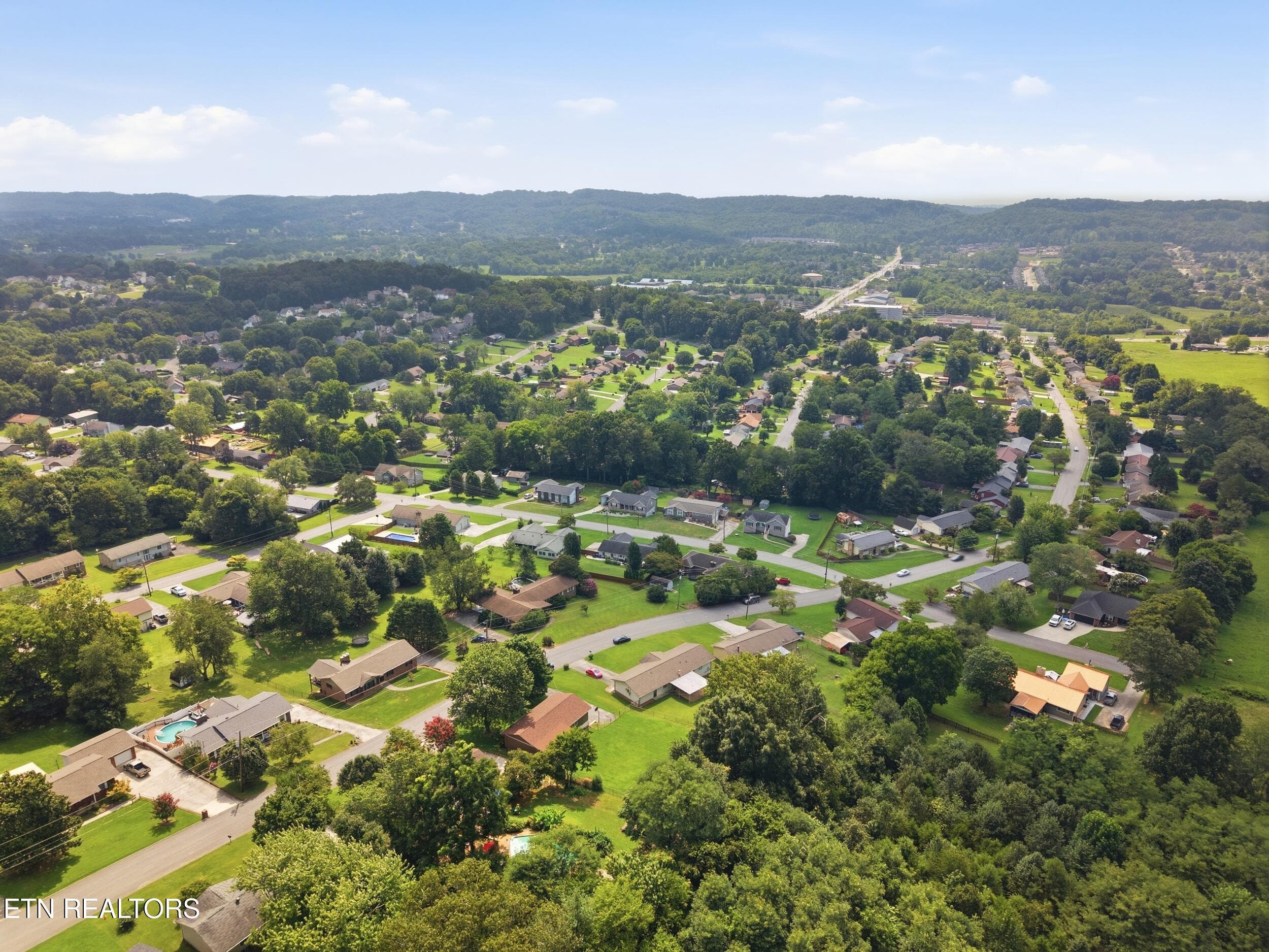 16_044 - 7813 Cedarcrest Rd, Knoxville, TN 37938