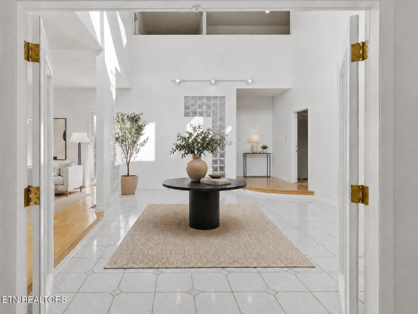 Atrium - 152 Whippoorwill Drive, Oak Ridge, TN 37830