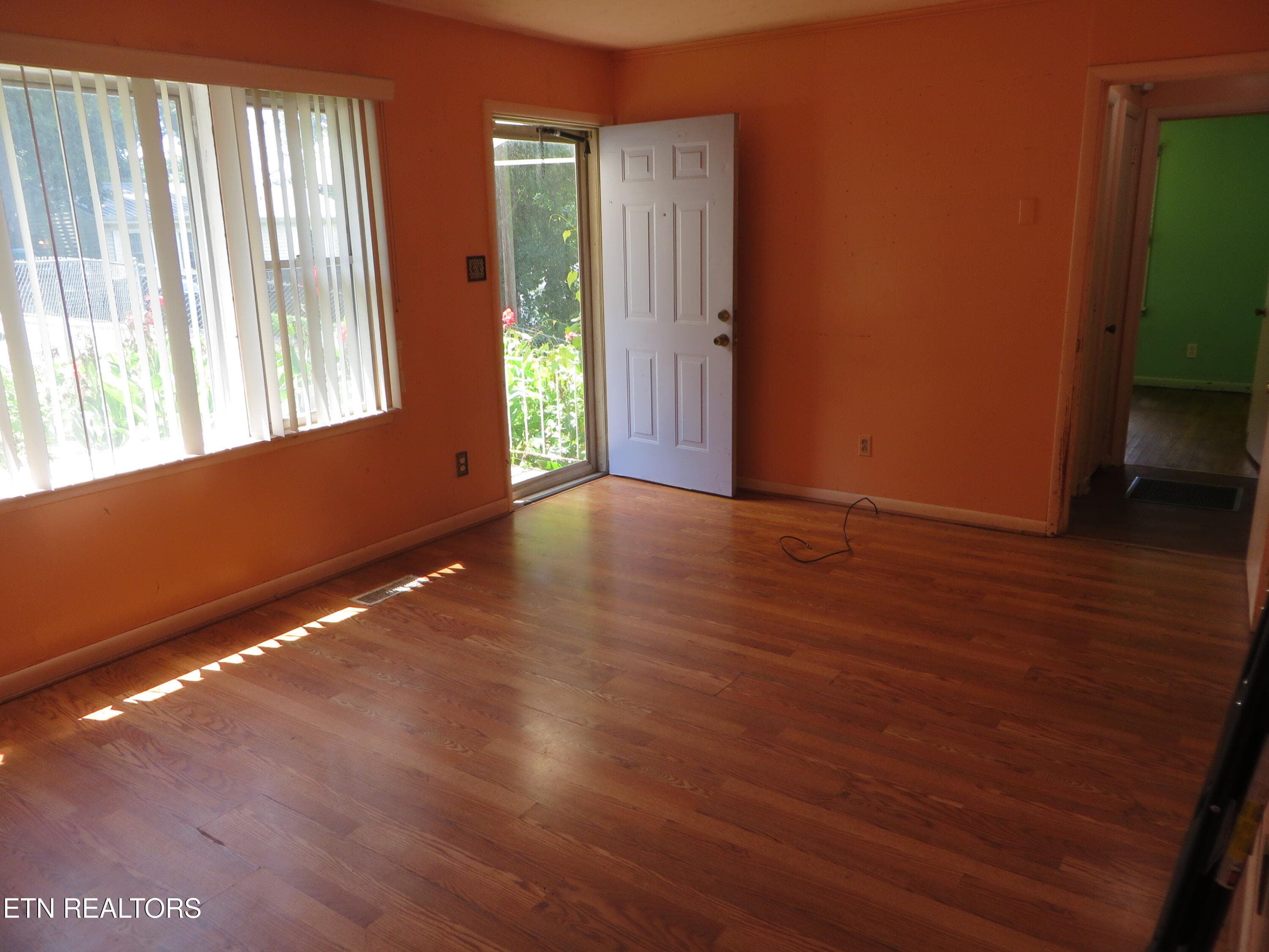 IMG_4432 - 2649 Vucrest Ave, Knoxville, TN 37920, Knoxville