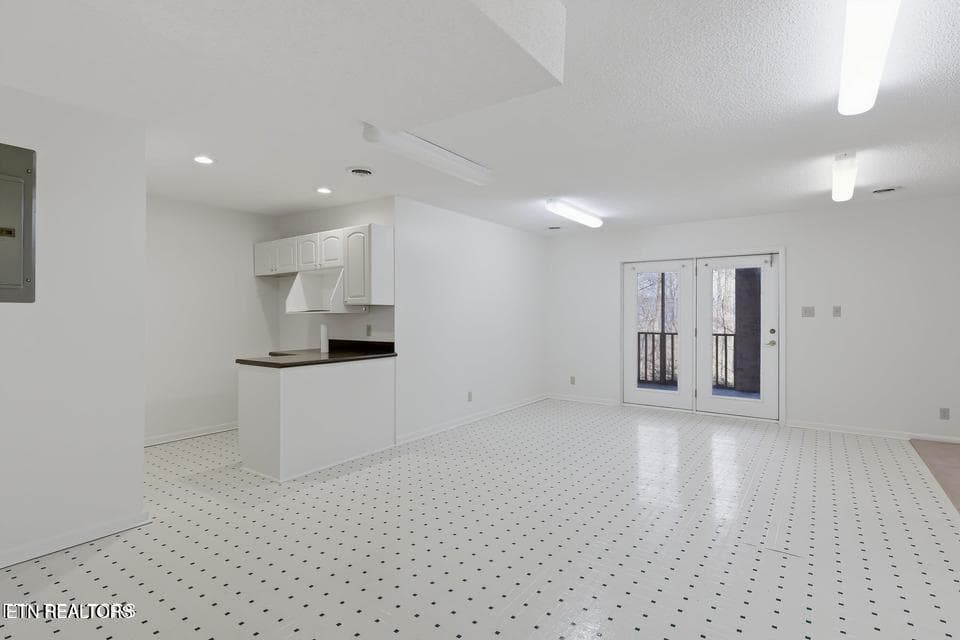 Lower Level - 152 Whippoorwill Drive, Oak Ridge, TN 37830
