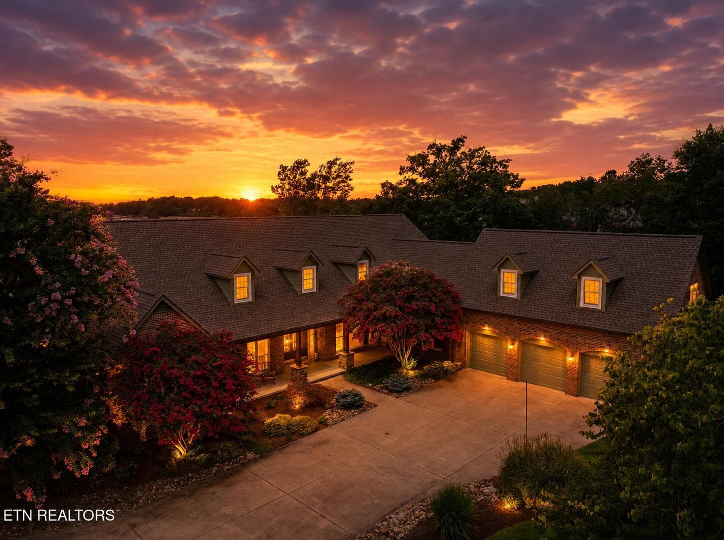 16 Milnor Circle, Crossville, TN 38558