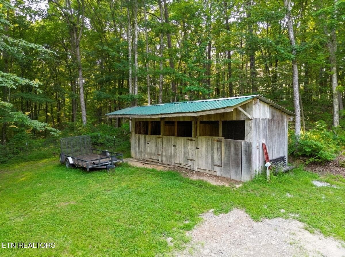 photo-17 - 1250 Darrow Ridge Rd, Jamestown, TN 38556