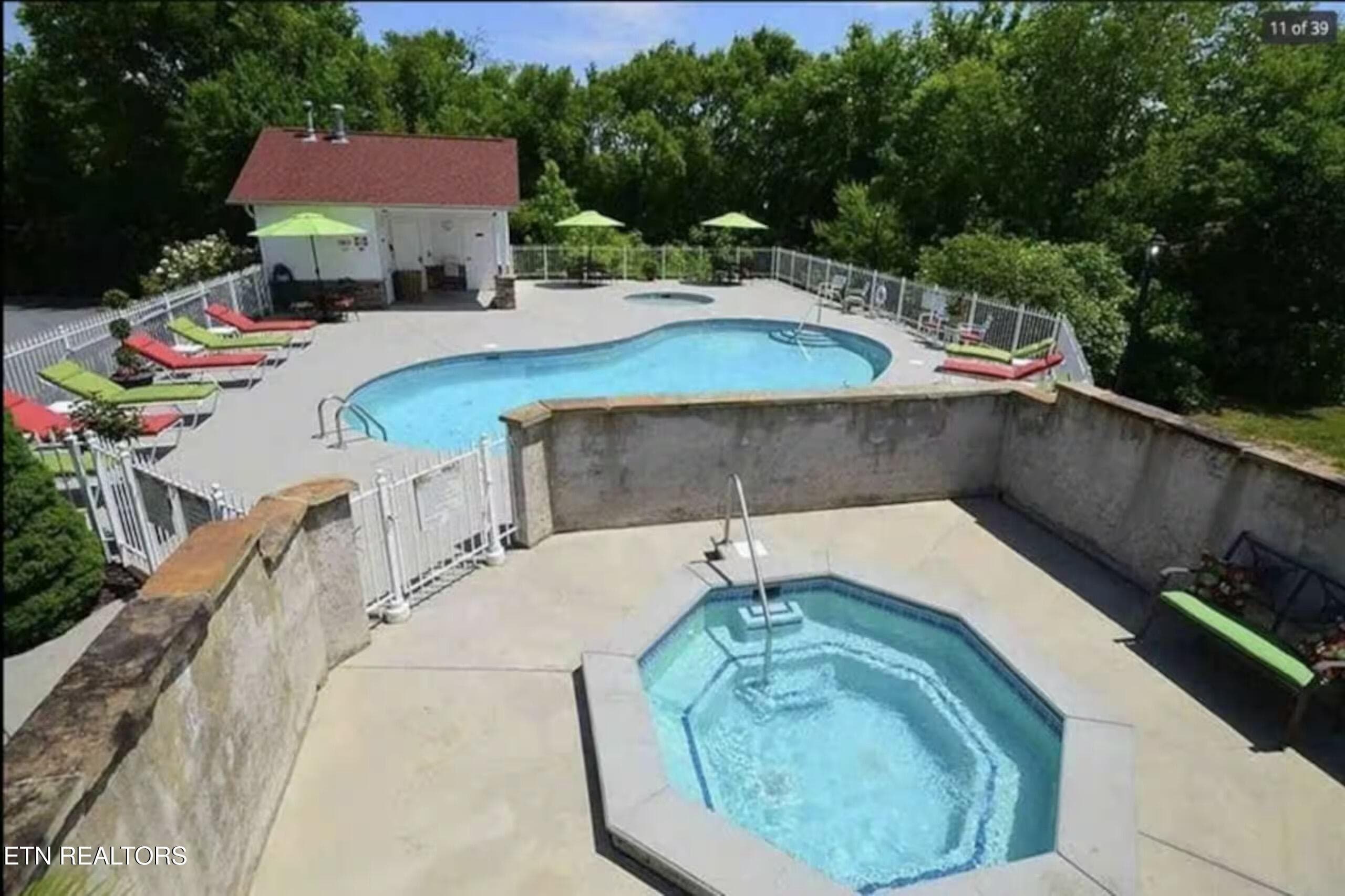 Image 2 - 537 Orchard Valley Way UNIT 352, Pigeon Forge, TN 37862