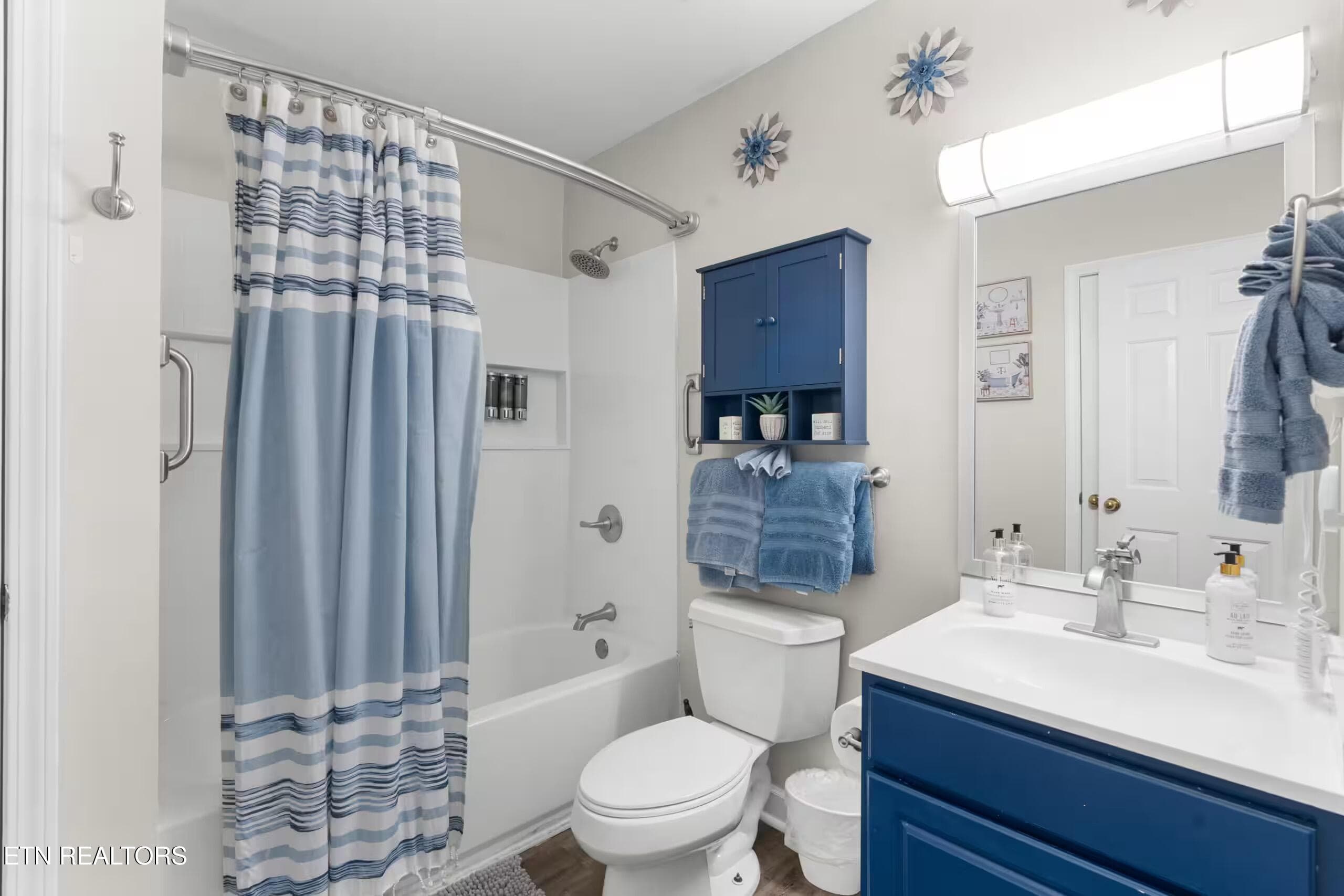 Image 16 - 537 Orchard Valley Way UNIT 352, Pigeon Forge, TN 37862