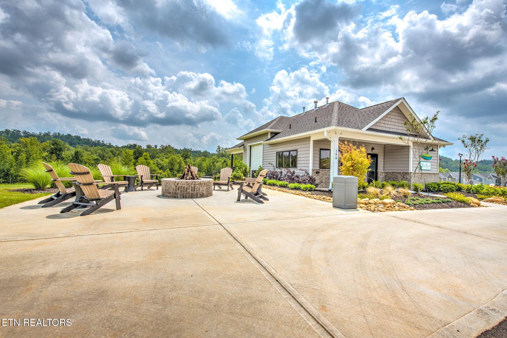 98-web-or-mls-ThePreserve-8 - 135 W Northberry St, Oak Ridge, TN 37830