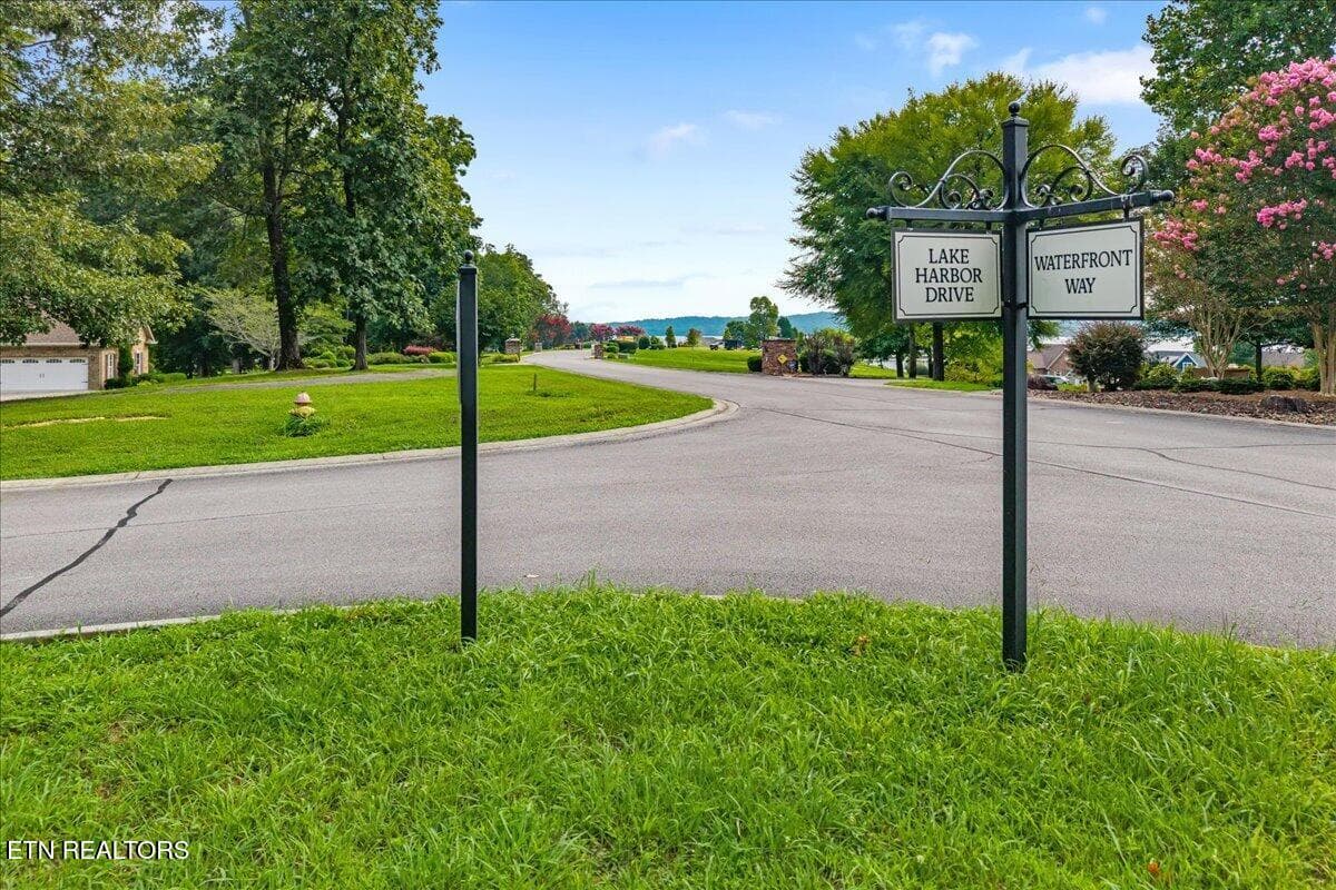 17-421 Waterfront Way-31 - 421 Waterfront Way, Spring City, TN 37381