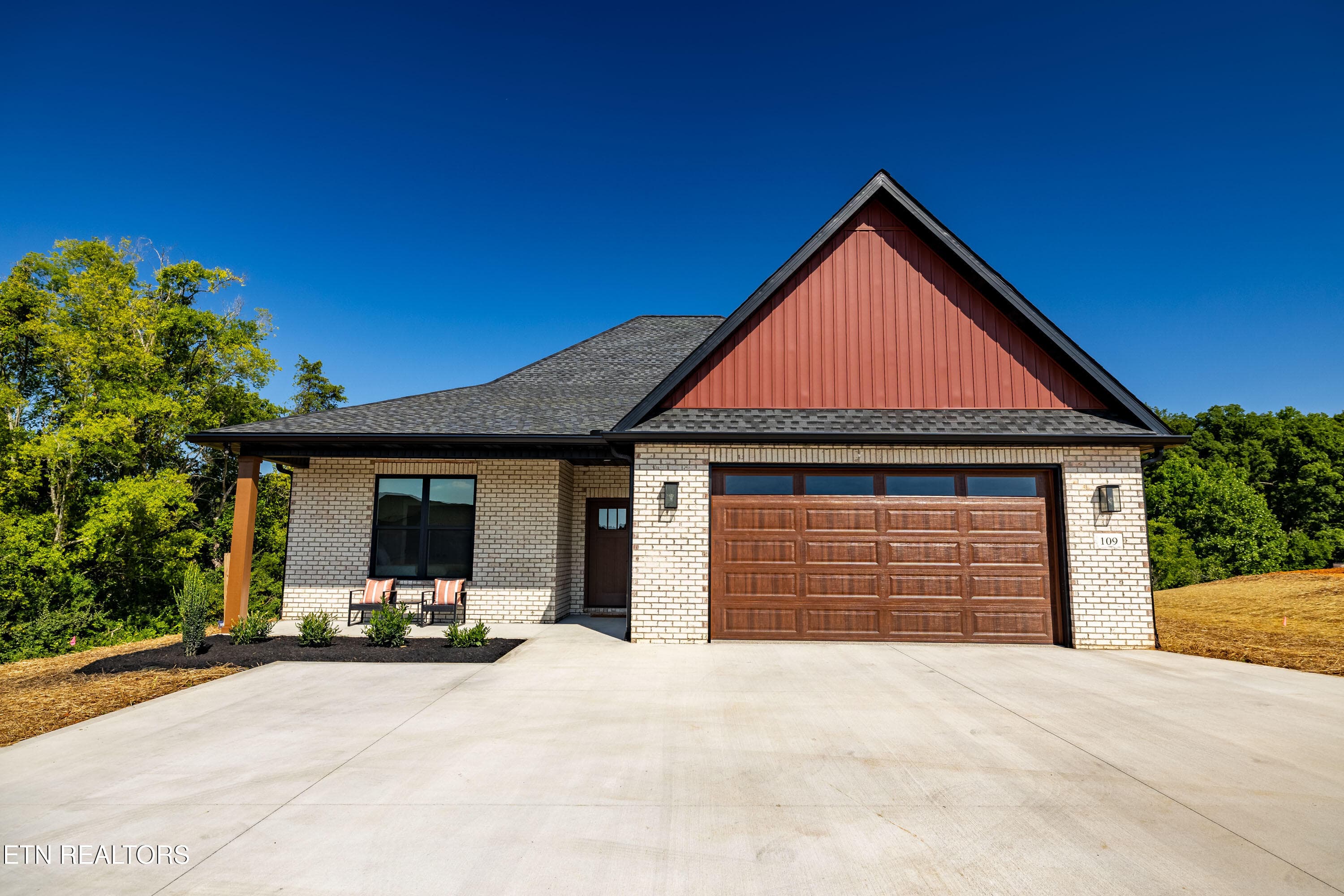 109 Burrstone Way, Maryville, TN 37803