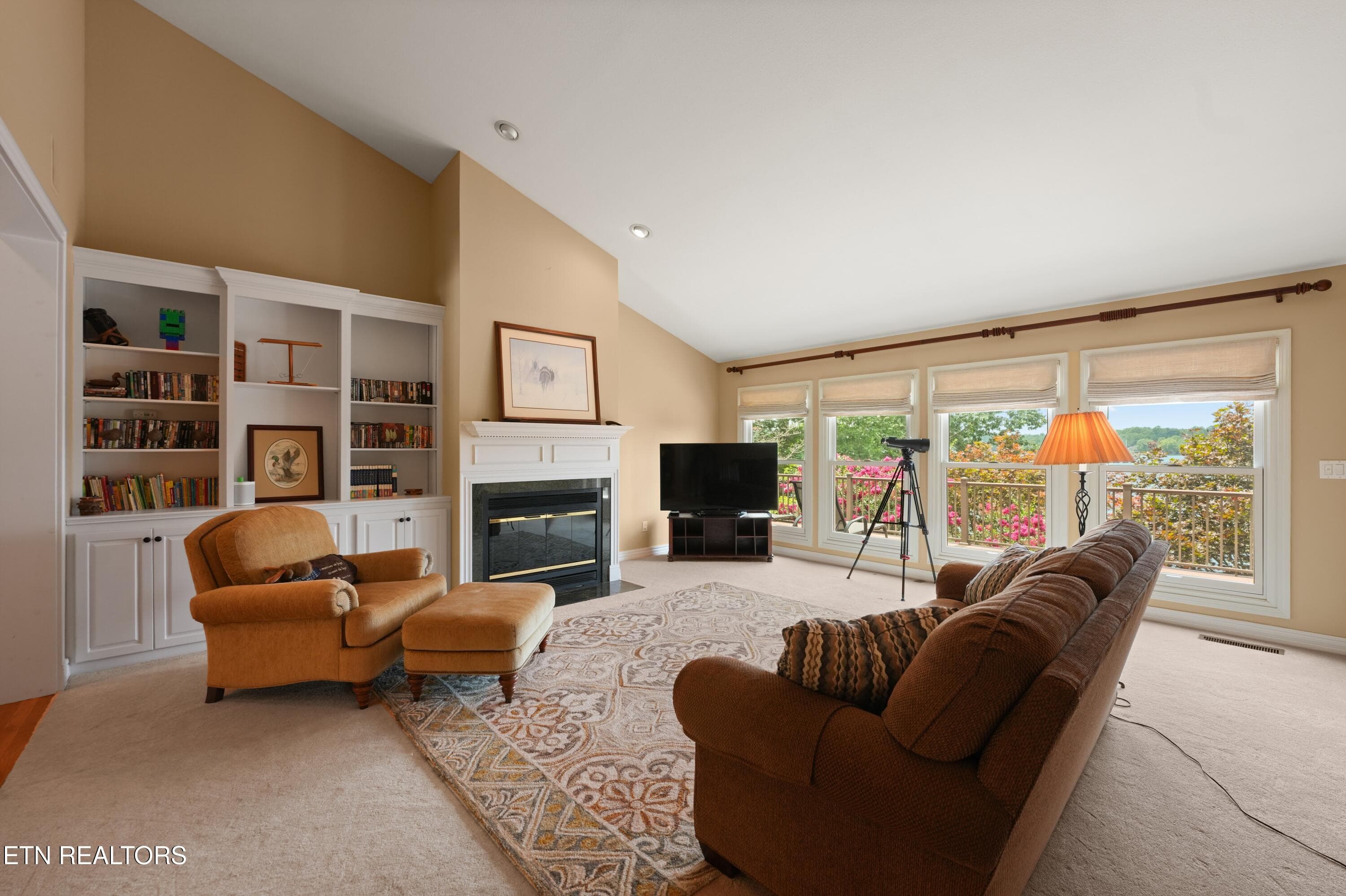 Receiving Room - 16 Milnor Circle, Crossville, TN 38558, Crossville
