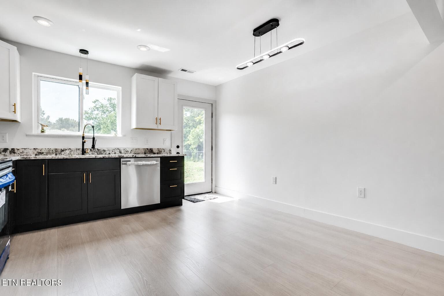 exec-07ee9535-7a9d-46c5-9215-2be72f6ca0c - 1430 Madison St, Morristown, TN 37814