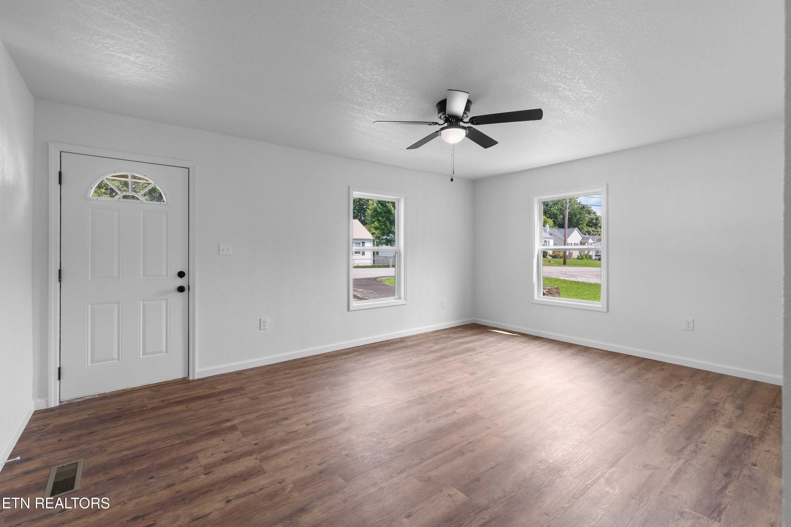 030A8770 - 609 Rose Hill Drive, LaFollette, TN 37766