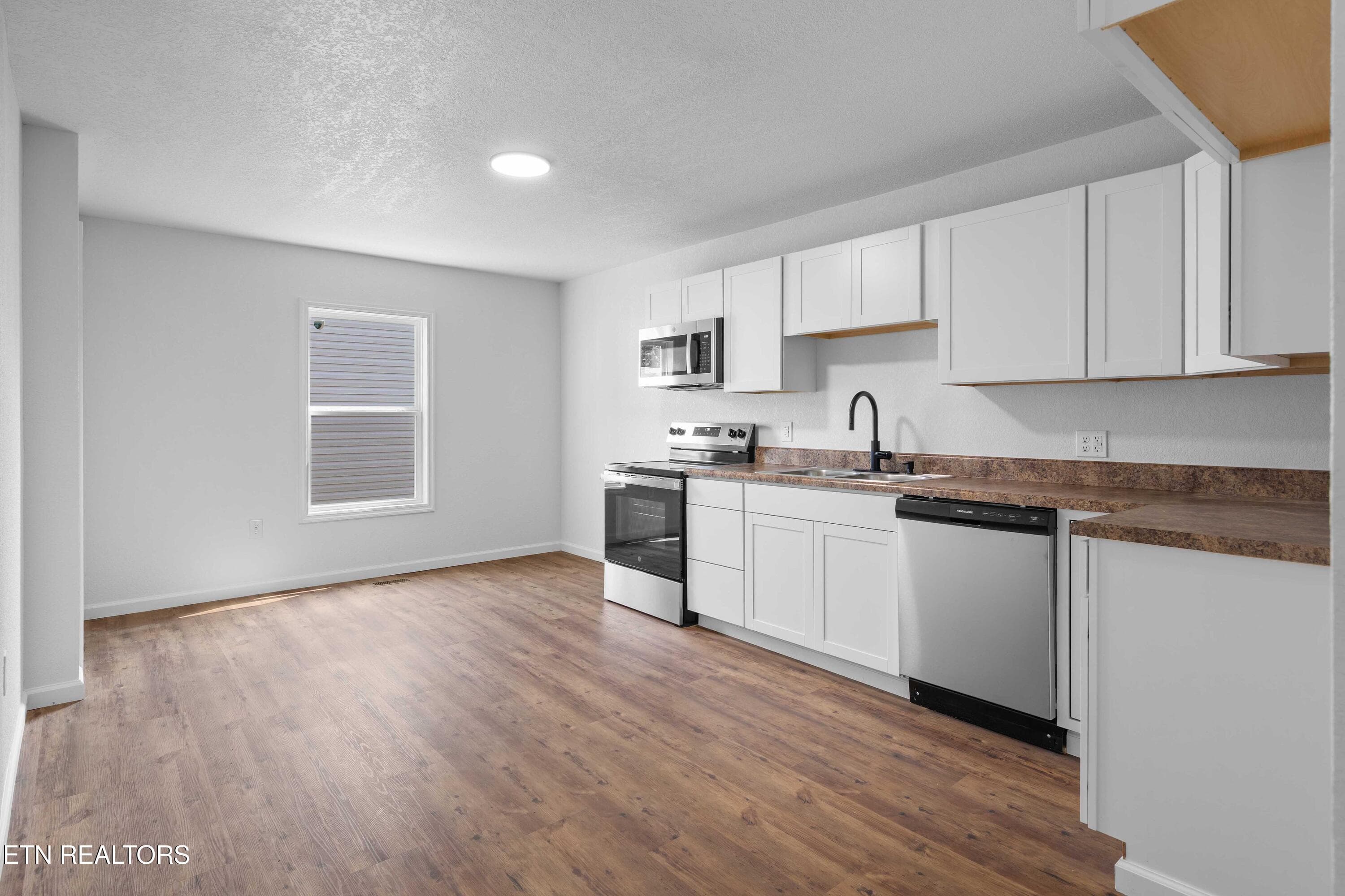 030A8727 - 609 Rose Hill Drive, LaFollette, TN 37766