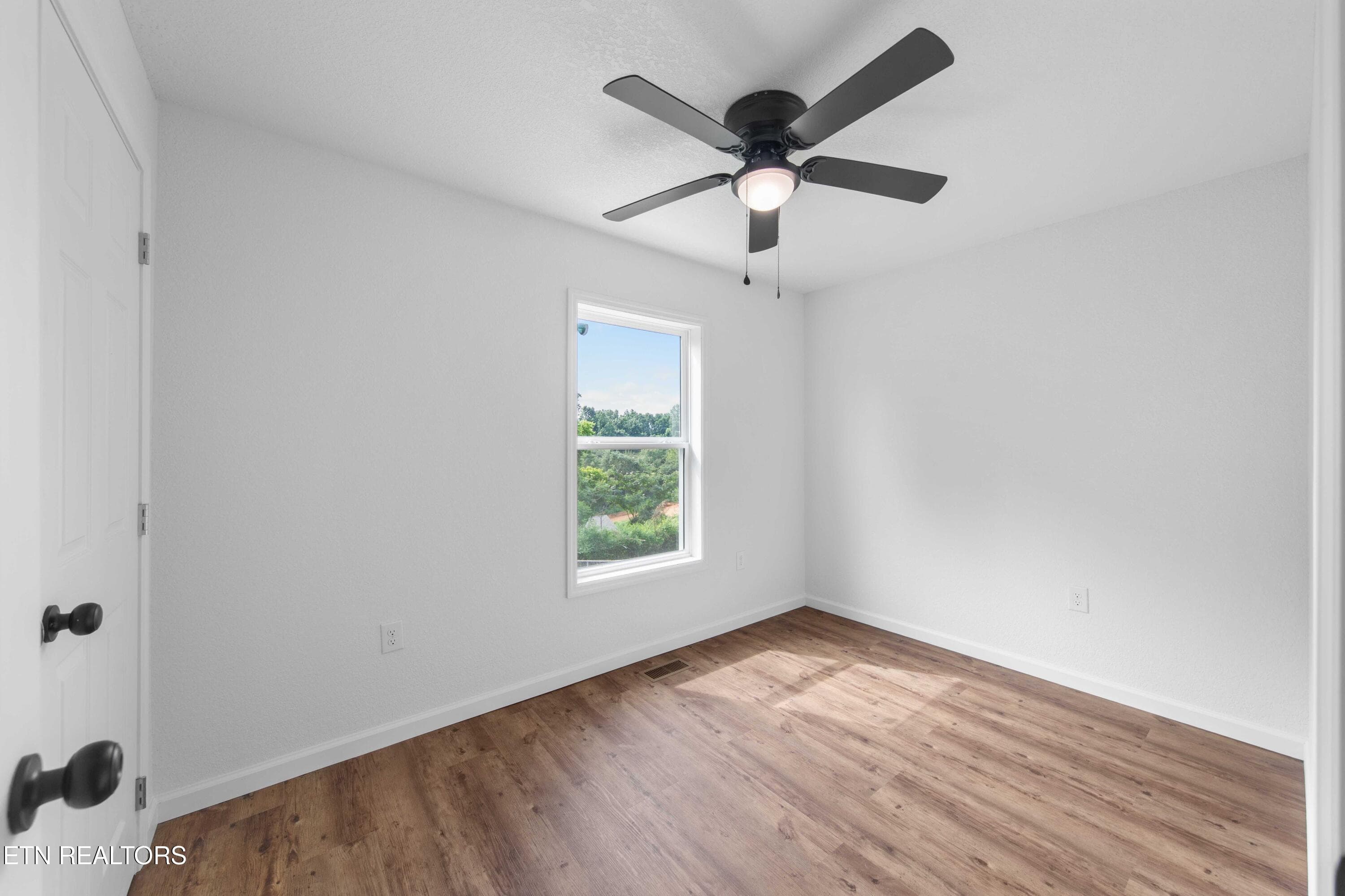 030A8688 - 609 Rose Hill Drive, LaFollette, TN 37766
