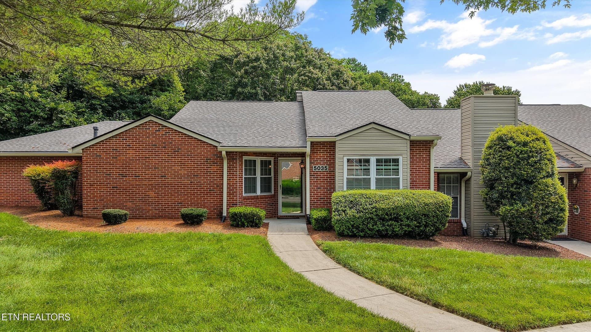 5035 Griffins Gate Lane, Knoxville, TN 37912