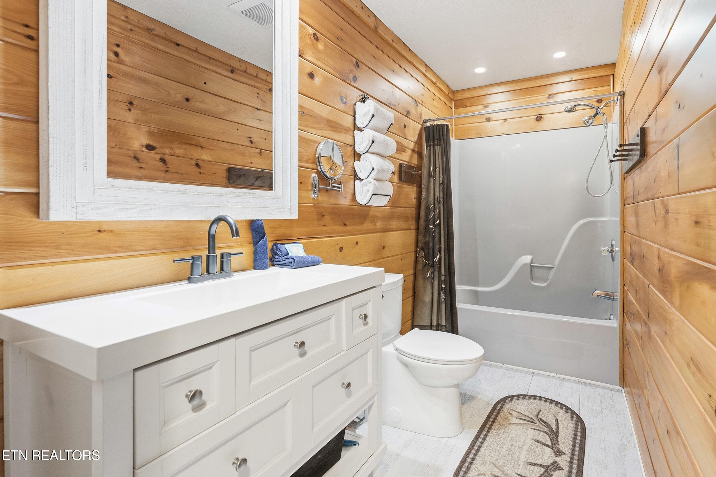 Bathroom - 1944 Anderson Way, Sevierville, TN 37876