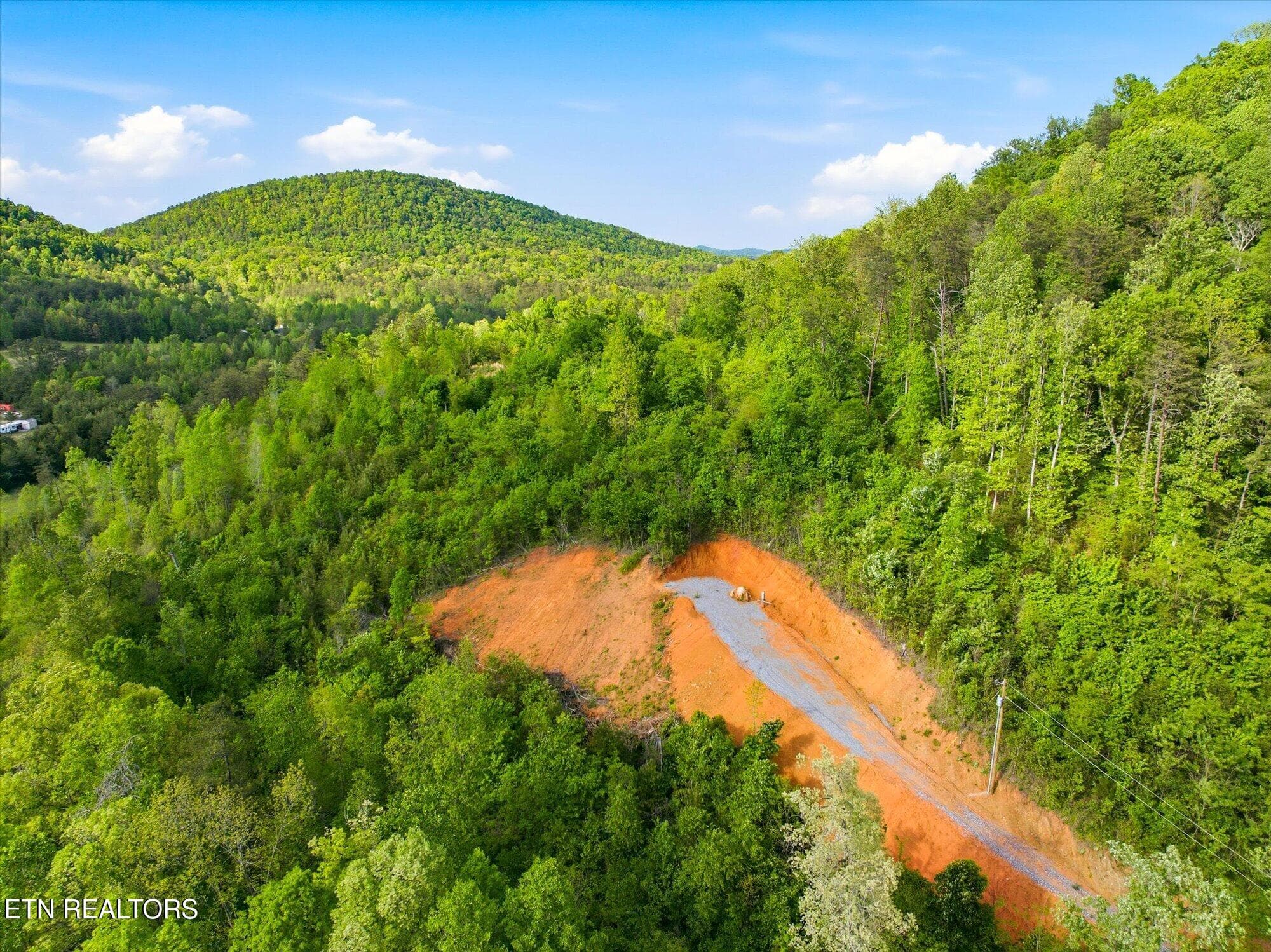 19-1776-Fairview-Rd-Tellico-Plains-TN-19 - 1776 Fairview Rd, Tellico Plains, TN 37385