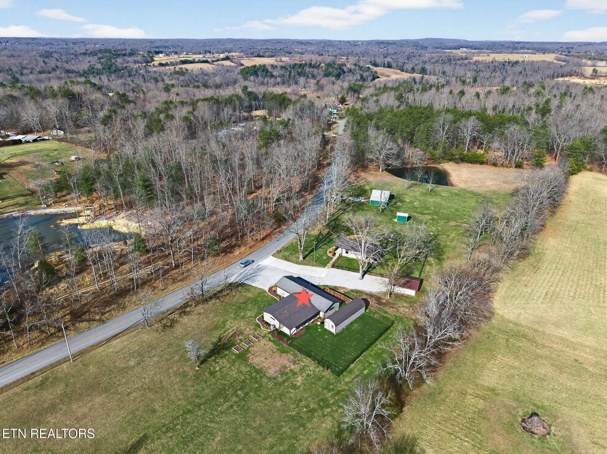 Aerial - 2490 Chestnut Hill Rd, Crossville, TN 38571