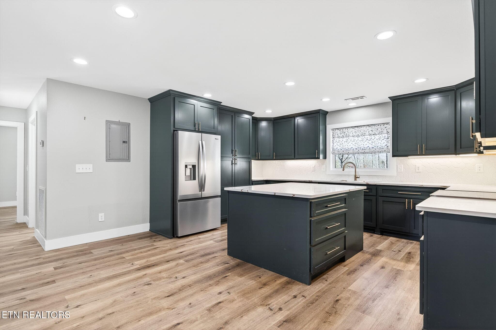 Kitchen - 2490 Chestnut Hill Rd, Crossville, TN 38571